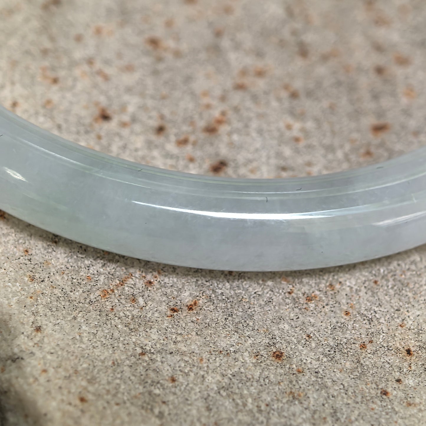 Natural Grade-A Icy Glutinous Light Green Round Jadeite Bangle · Burmese Jade 53mm