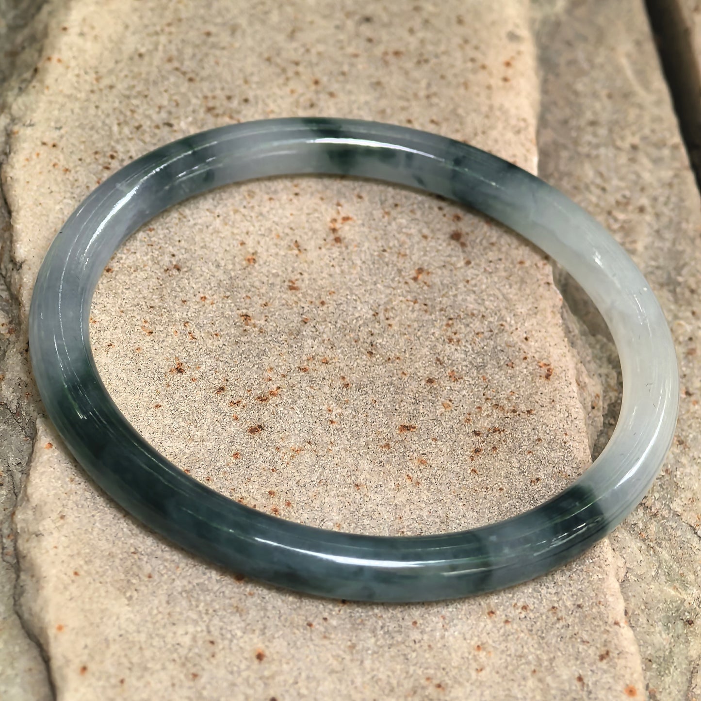 Natural Grade-A Jadeite Glutinous Icy Blue-Green Slim Round Bangle · Burmese Jade 53mm