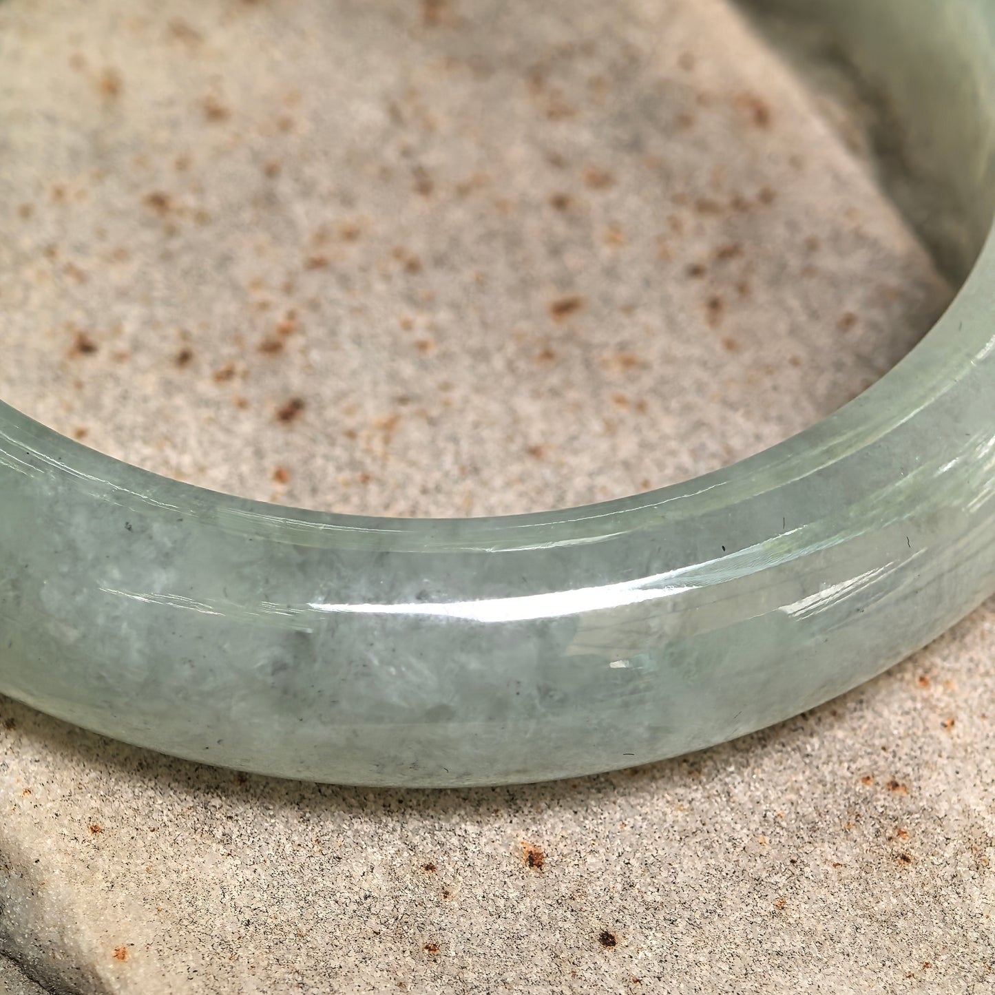 Natural Grade-A Jadeite Glutinous Icy Mint Green D-Shape Bangle · Burmese Jade 54mm