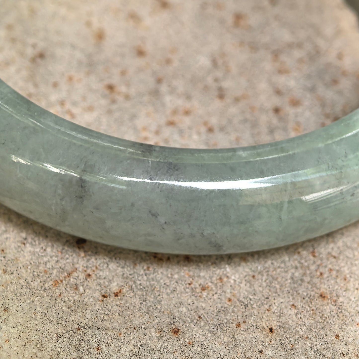 Natural Grade-A Jadeite Glutinous Icy Mint Green D-Shape Bangle · Burmese Jade 54mm