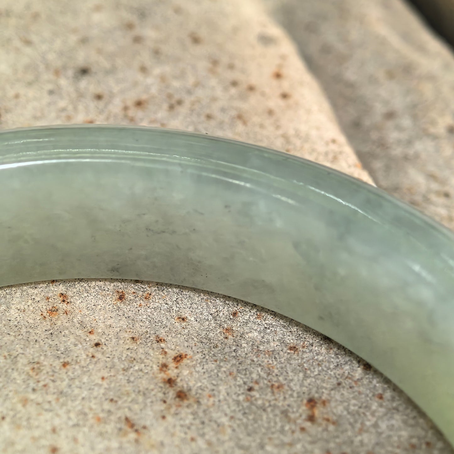 Natural Grade-A Jadeite Glutinous Icy Mint Green D-Shape Bangle · Burmese Jade 54mm
