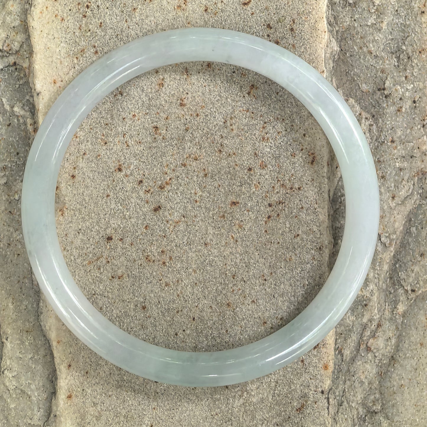 Natural Grade-A Jadeite Pale Green Tone Slim Round Bangle · Burmese Jade 56mm