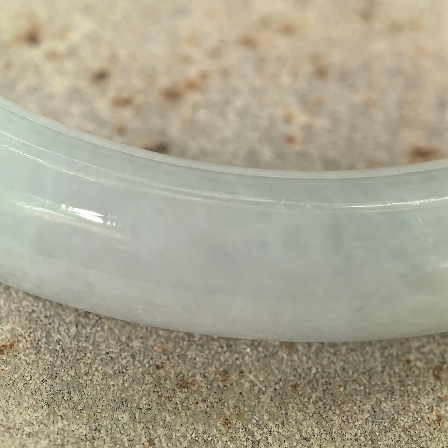 Natural Grade-A Glutinous Pale Green Round Jadeite Bangle · Burmese Jade 56mm
