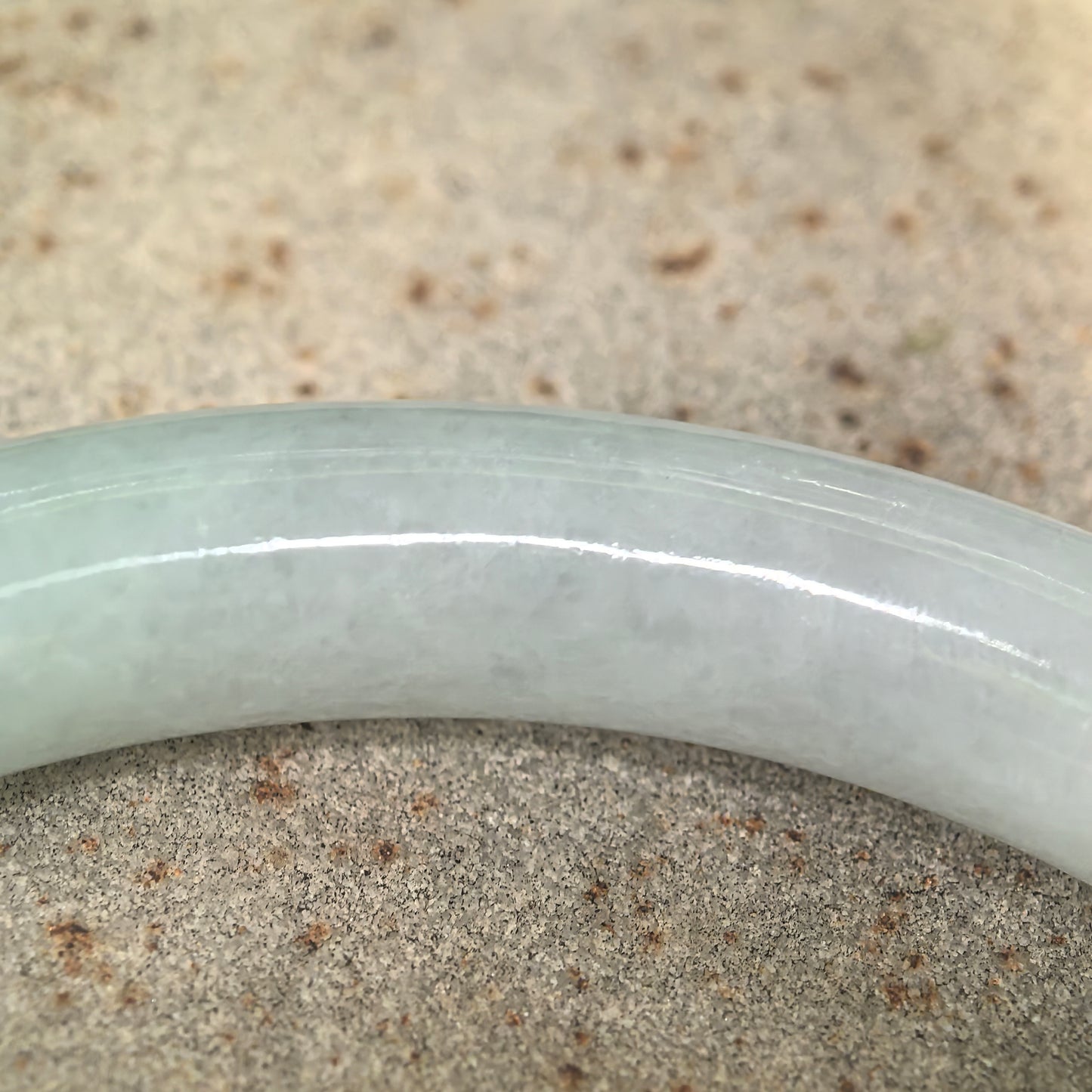 Natural Grade-A Glutinous Pale Green Round Jadeite Bangle · Burmese Jade 56mm