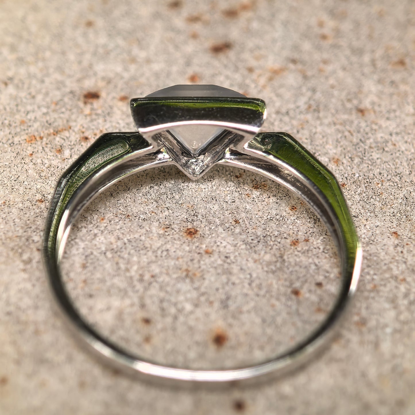 Natural Grade-A Glassy Jadeite Geometric Ring in 18K Gold · Burmese Jade