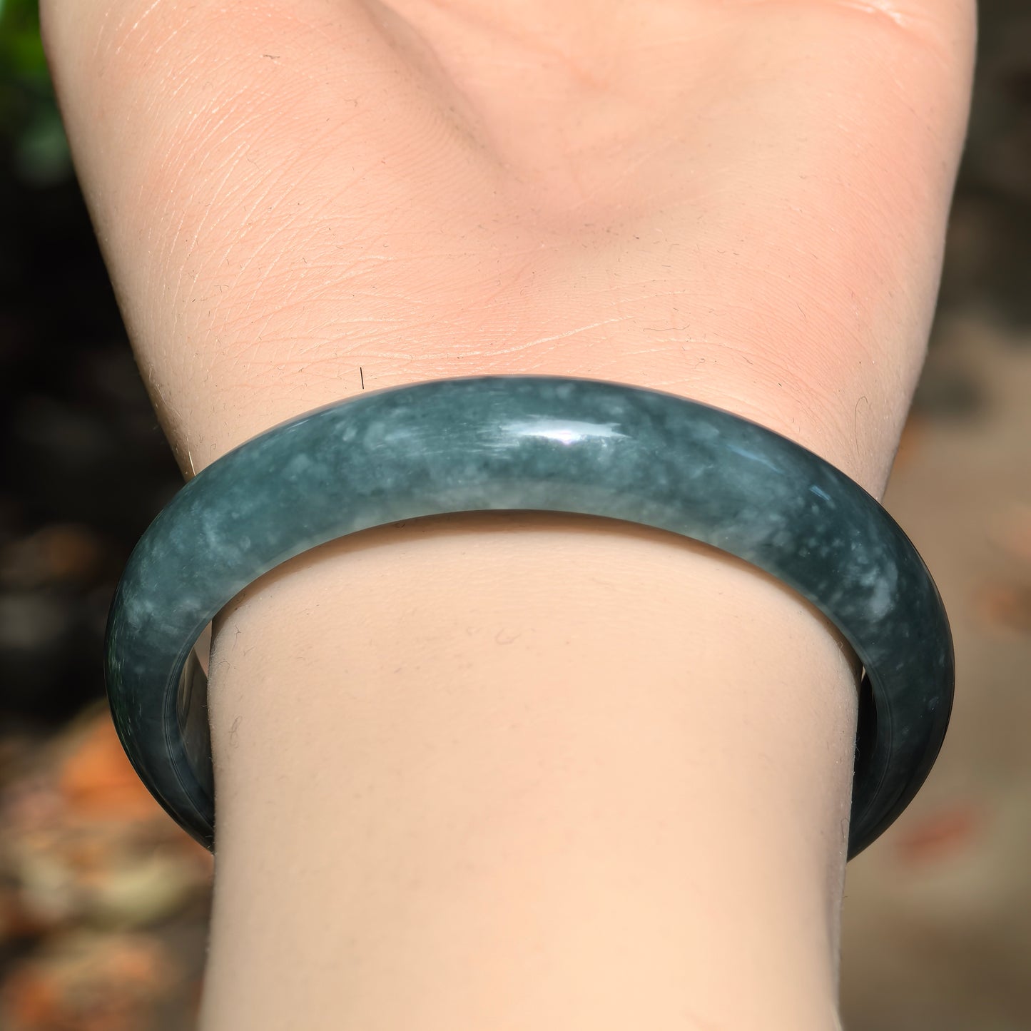 Natural Grade-A Jadeite Glutinous Teal Blue D-Shape Bangle · Guatemalan Jade 53mm