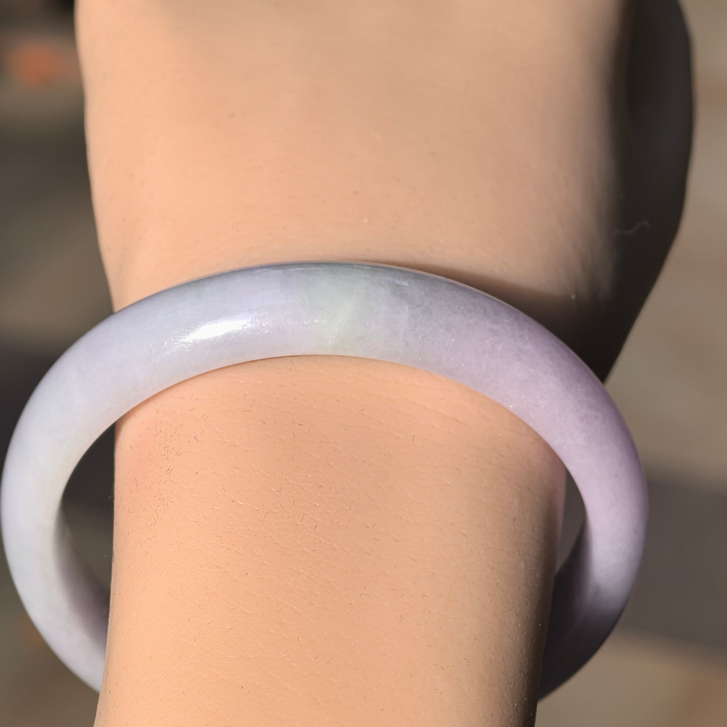 Natural Grade-A Jadeite Glutinous Pale Lavender & Green D-Shape Bangle · Burmese Jade 56mm