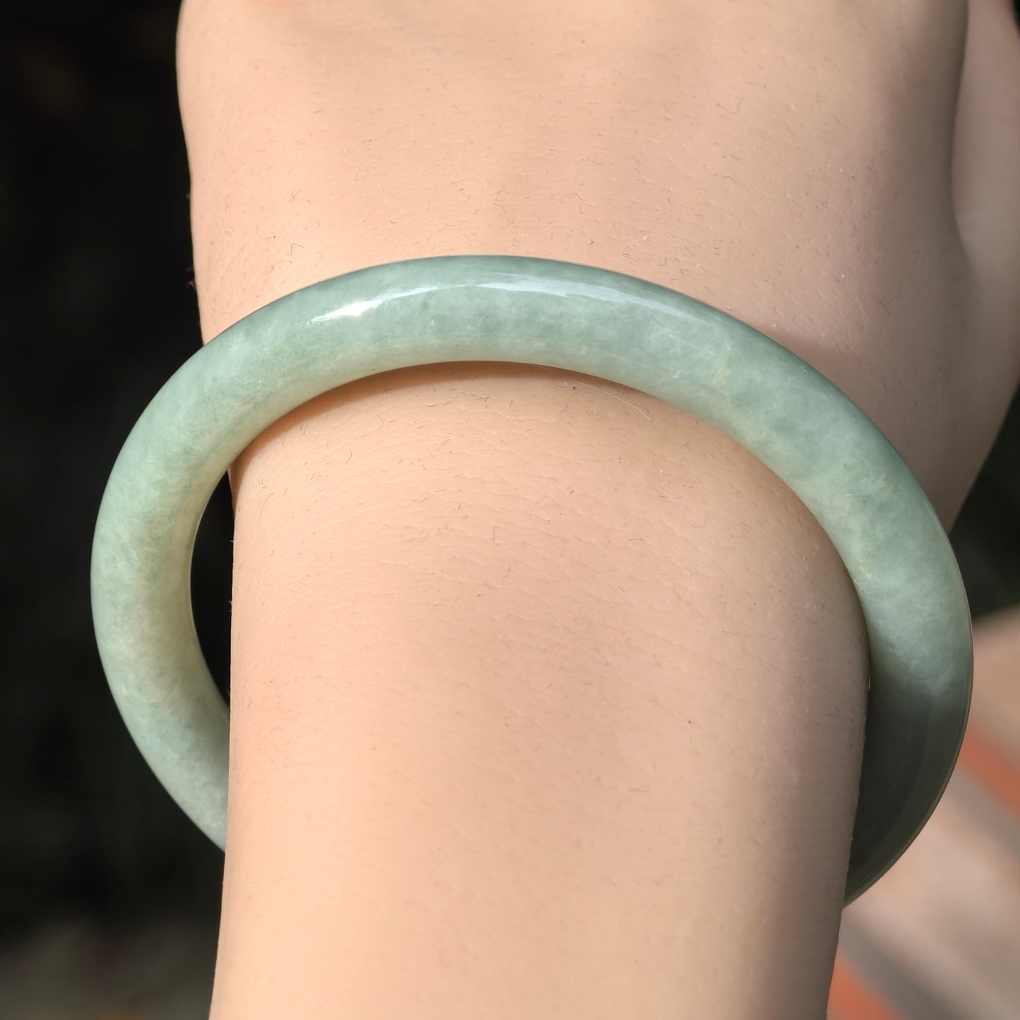 Natural Grade-A Jadeite Glutinous Light Green Round Bangle · Burmese Jade 55mm
