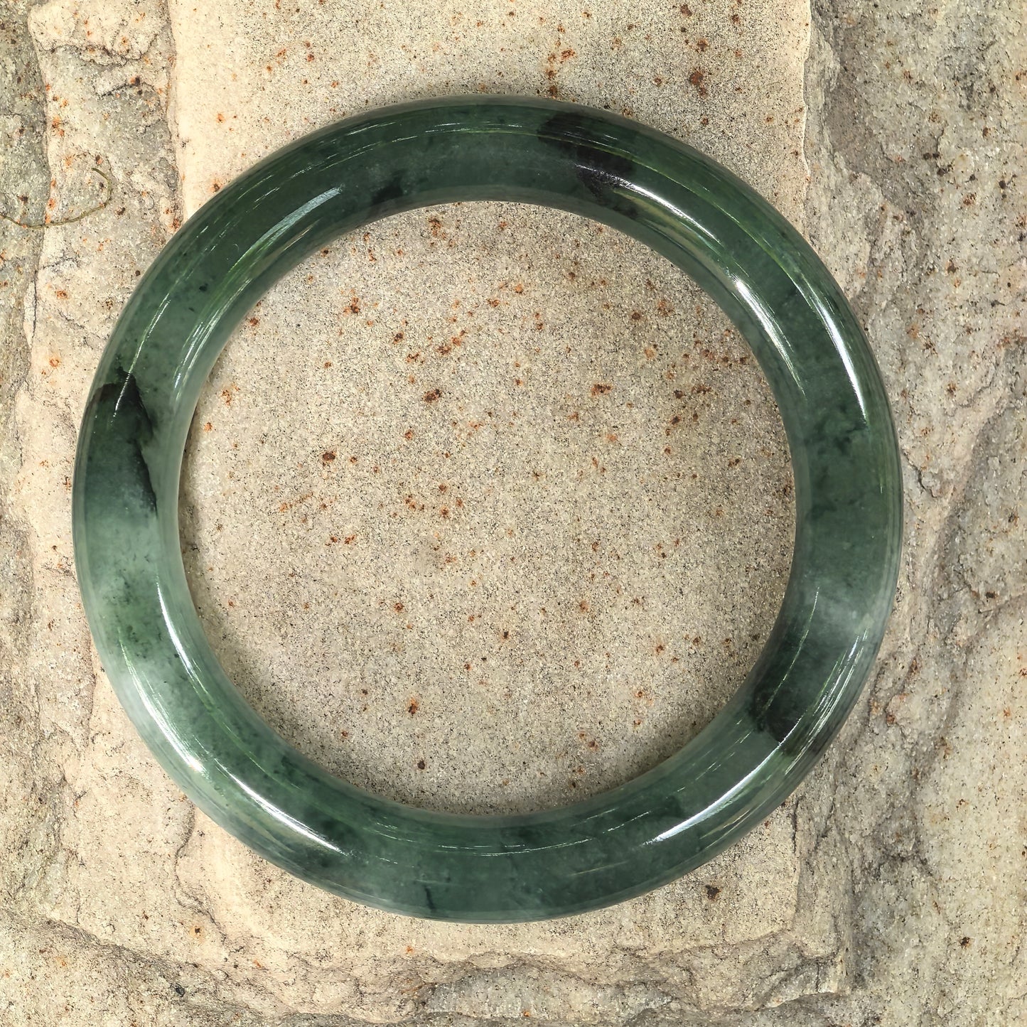 Natural Grade-A Jadeite Glutinous Icy Oil Green D-Shape Bangle · Burmese Jade 54mm