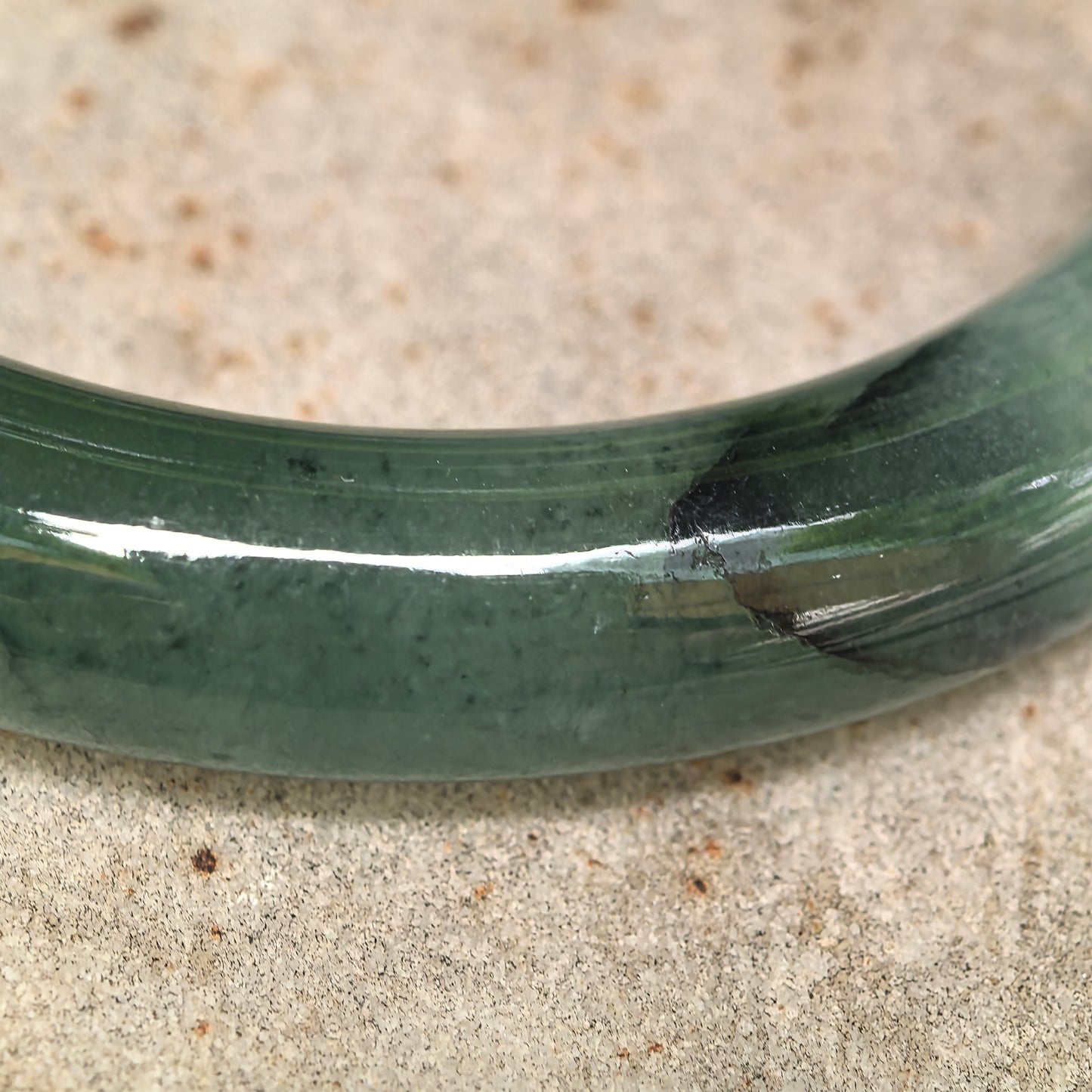 Natural Grade-A Jadeite Glutinous Icy Oil Green D-Shape Bangle · Burmese Jade 54mm