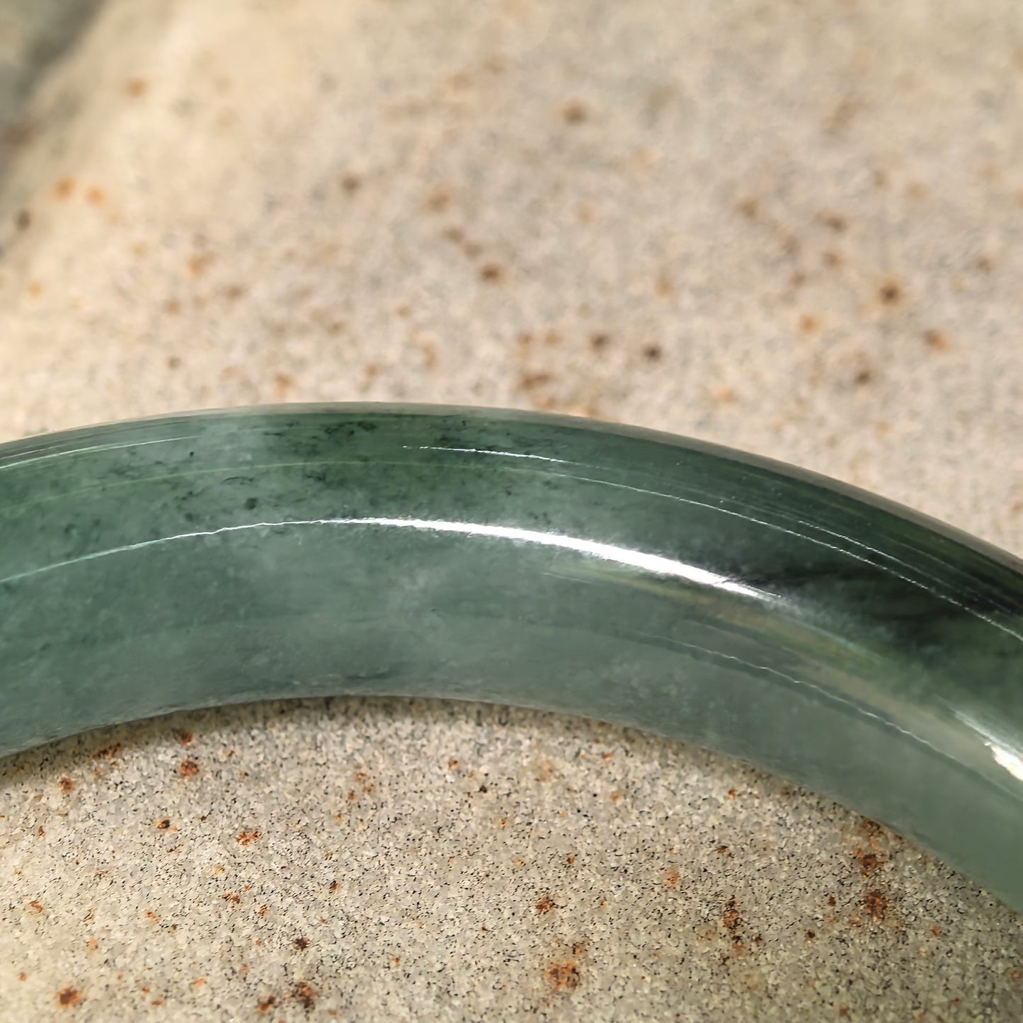 Natural Grade-A Jadeite Glutinous Icy Oil Green D-Shape Bangle · Burmese Jade 54mm