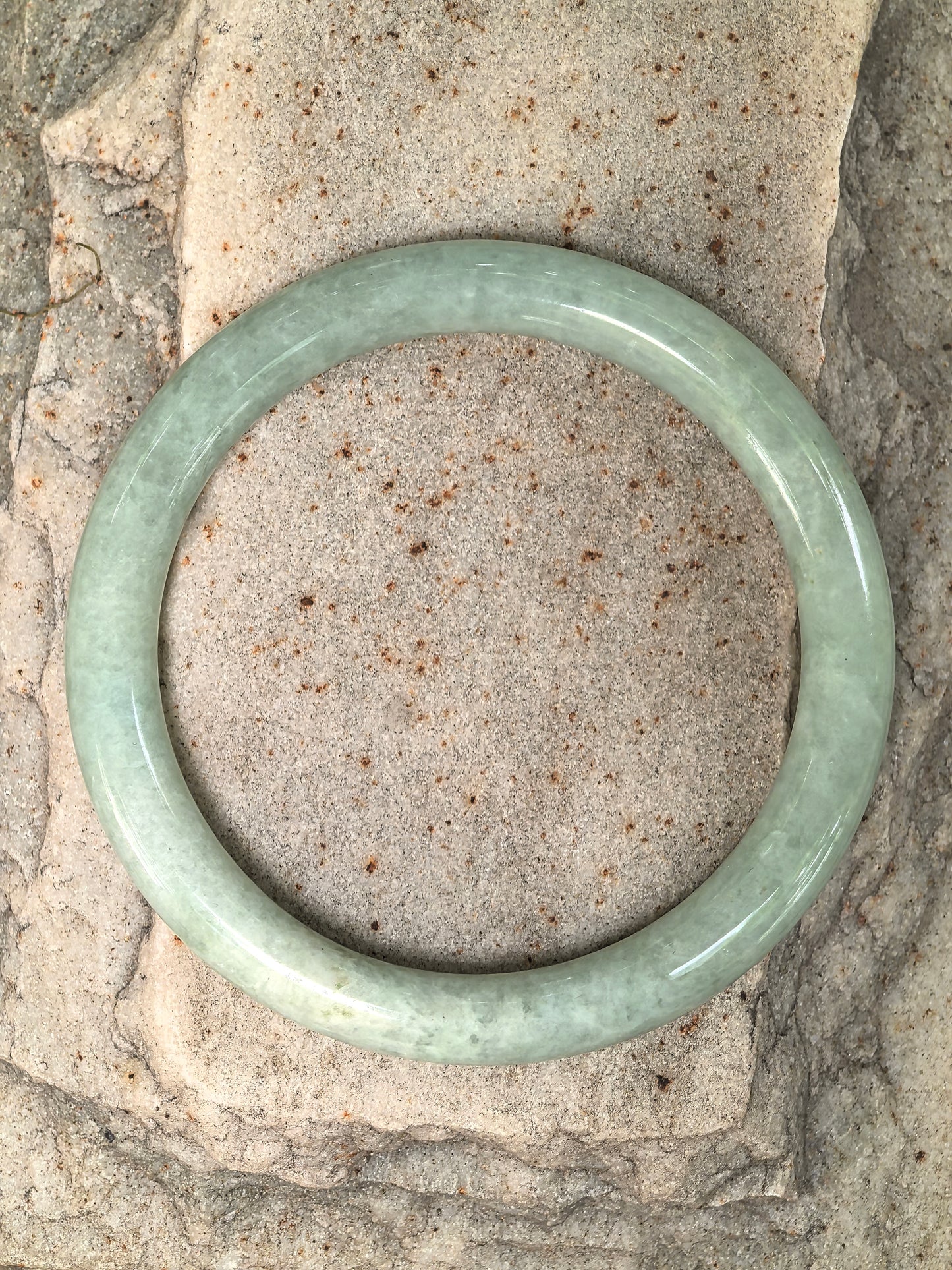 Natural Grade-A Jadeite Glutinous Light Green Round Bangle · Burmese Jade 55mm
