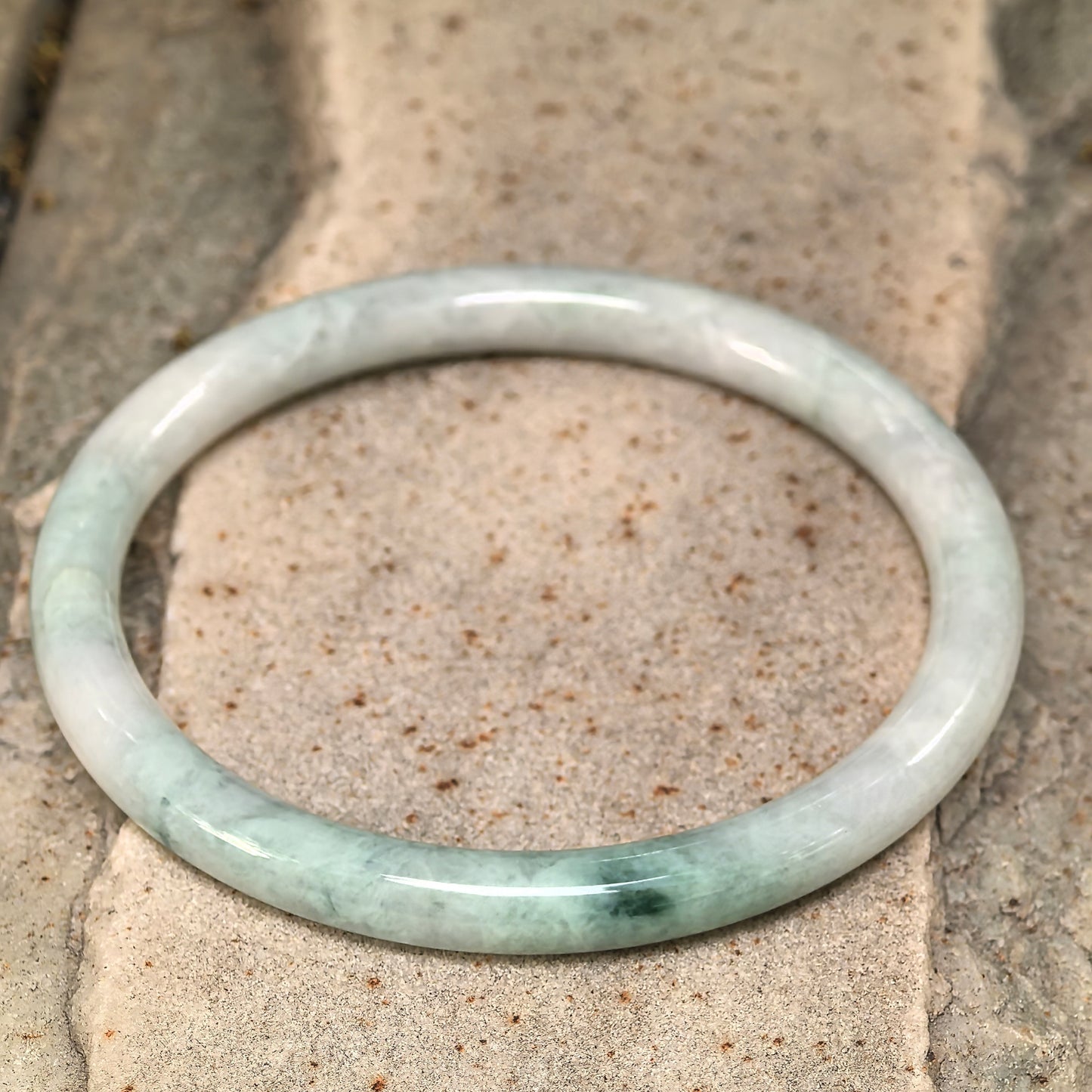 Natural Grade-A Jadeite Glutinous Light Green Floral Round Bangle · Burmese Jade 58mm