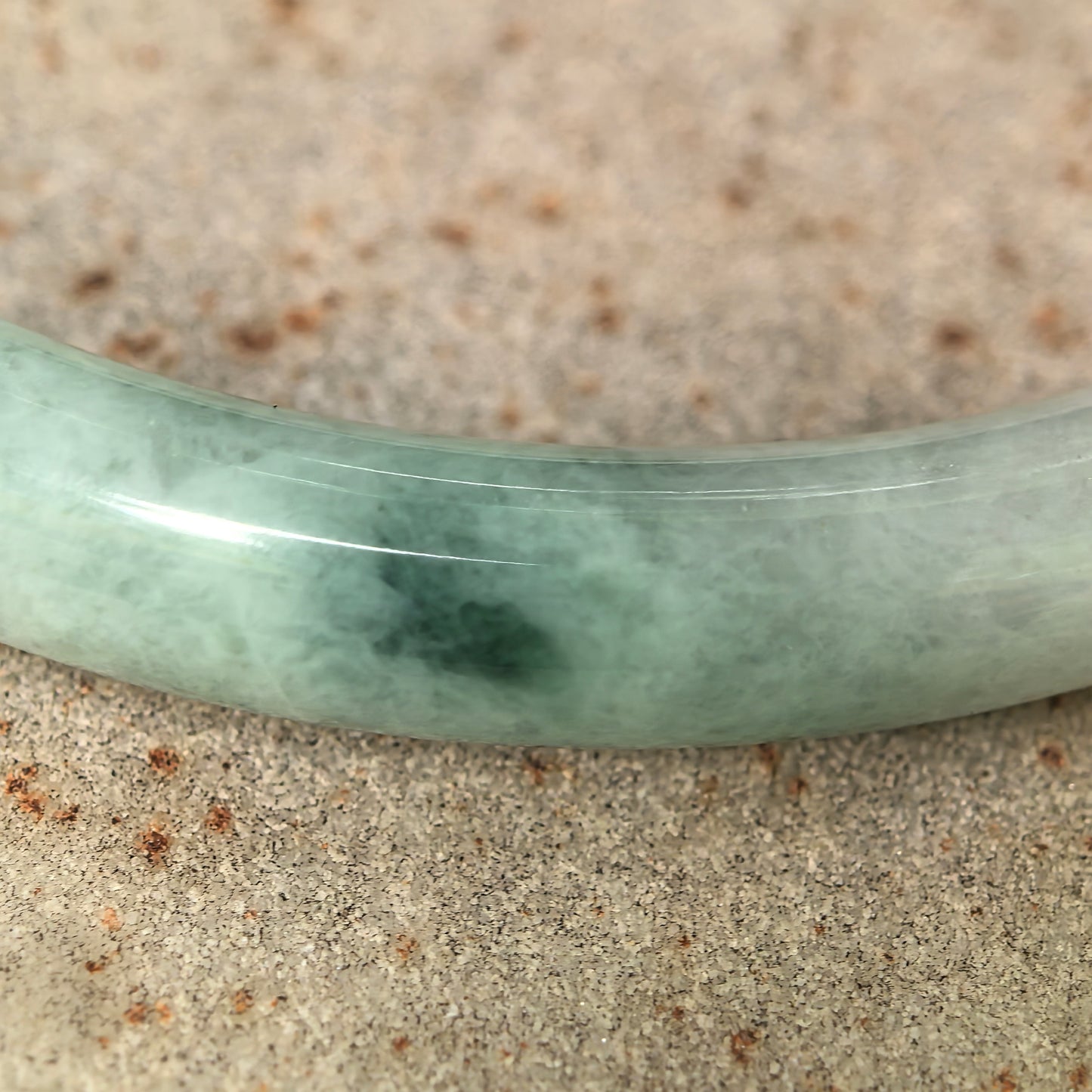 Natural Grade-A Jadeite Glutinous Light Green Floral Round Bangle · Burmese Jade 58mm