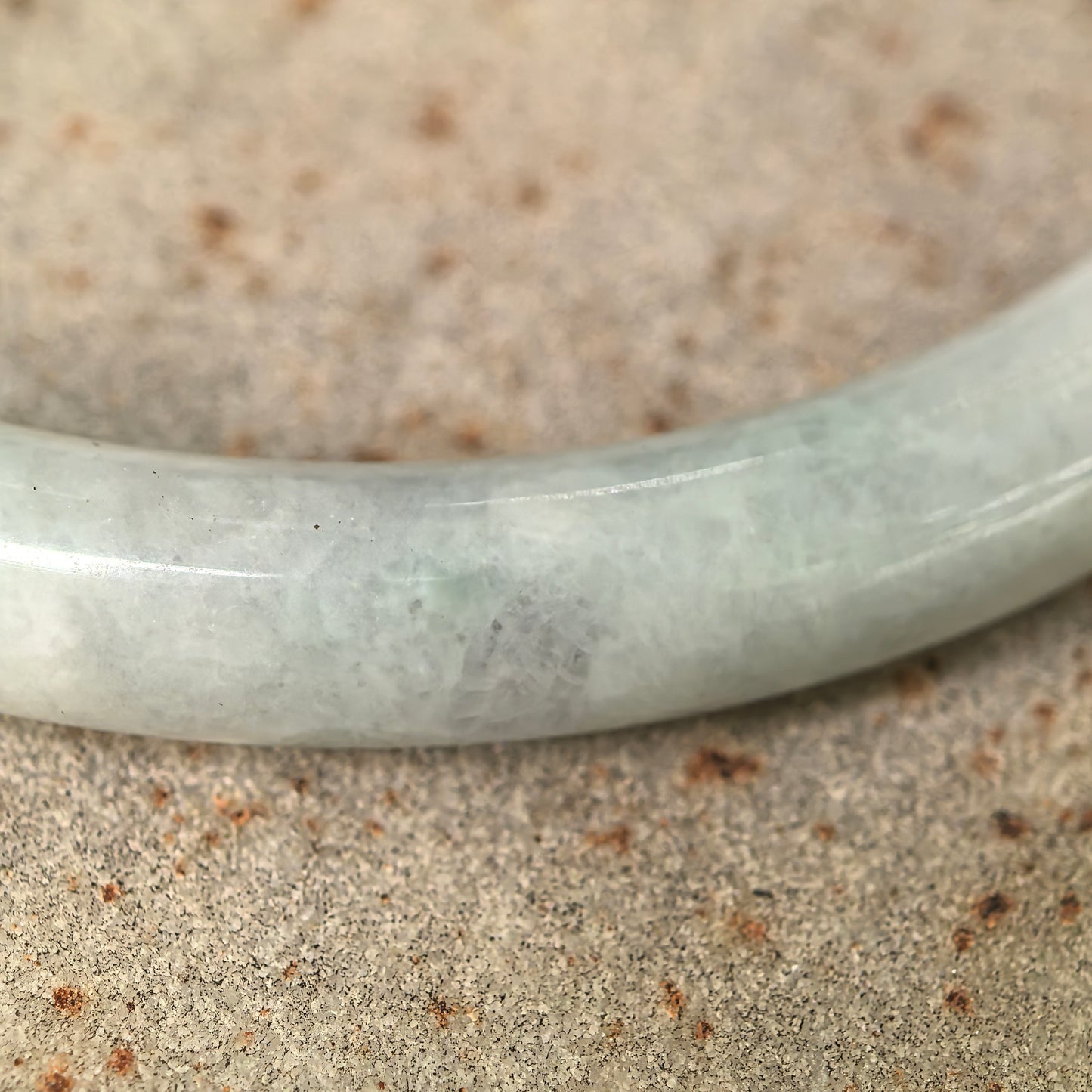 Natural Grade-A Jadeite Glutinous Light Green Floral Round Bangle · Burmese Jade 58mm