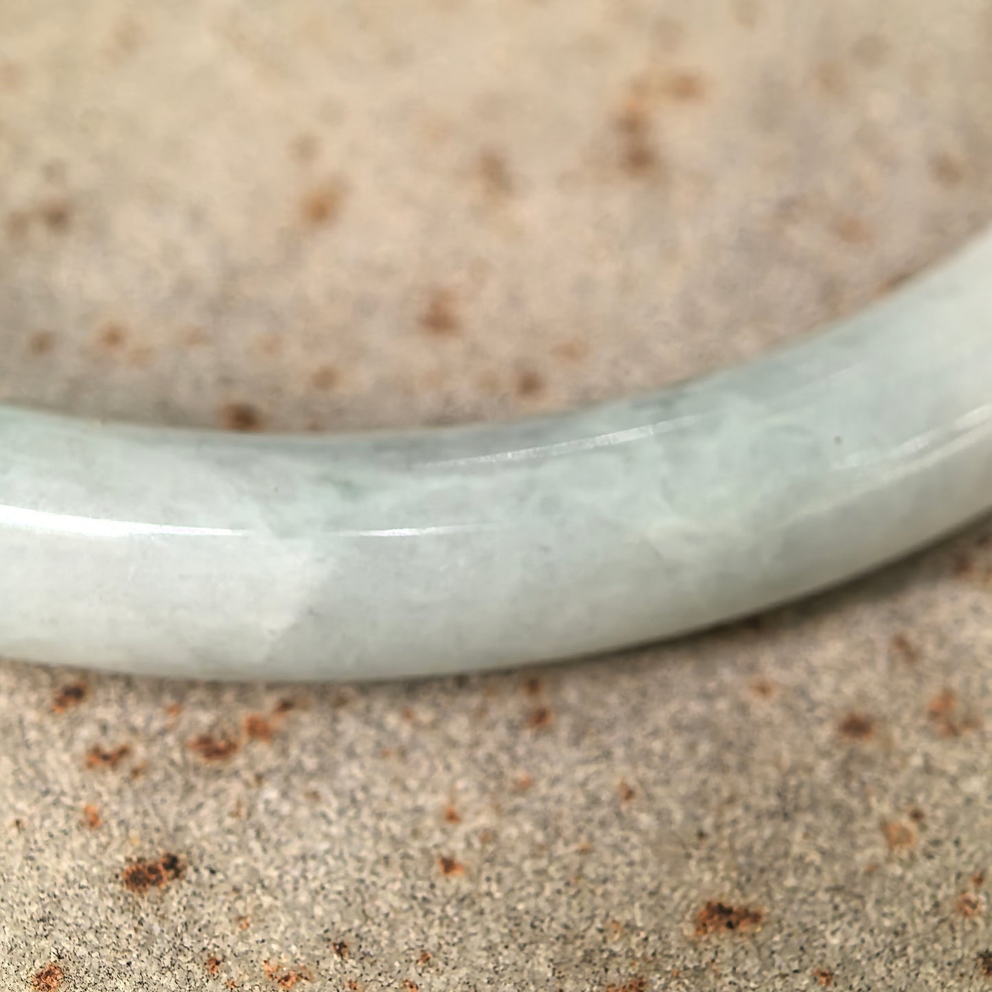 Natural Grade-A Jadeite Glutinous Light Green Floral Round Bangle · Burmese Jade 58mm