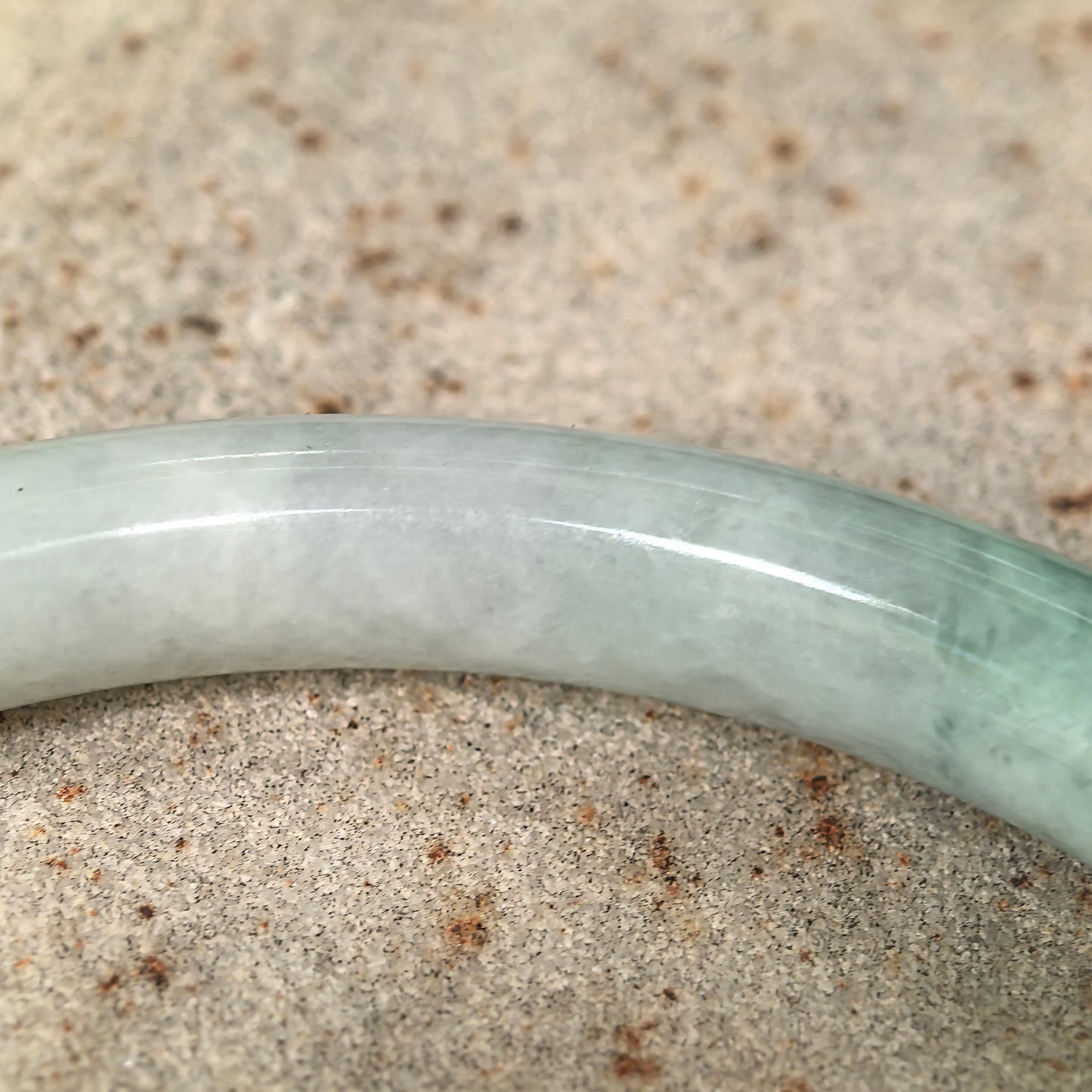 Natural Grade-A Jadeite Glutinous Light Green Floral Round Bangle · Burmese Jade 58mm