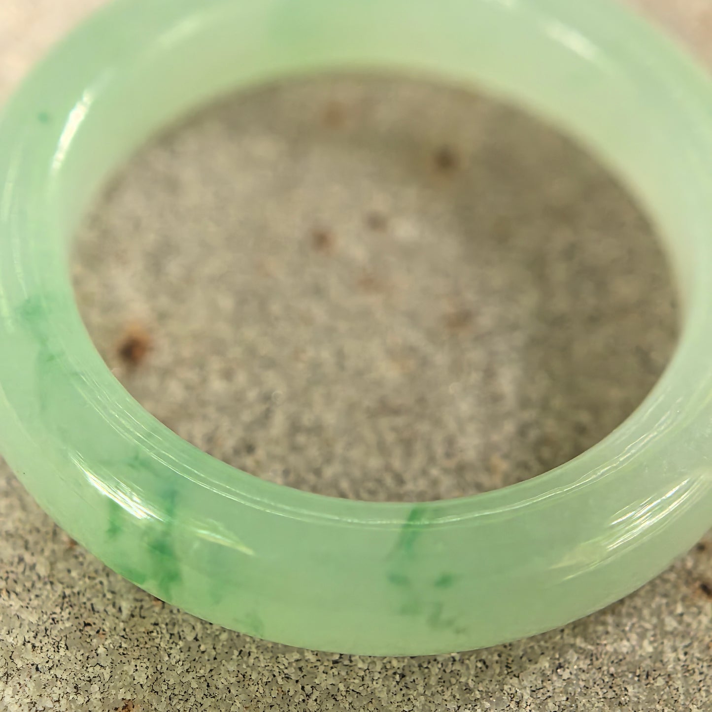 Natural Grade-A Jadeite Icy Glutinous Light Green Ring Band · Burmese Jade US5