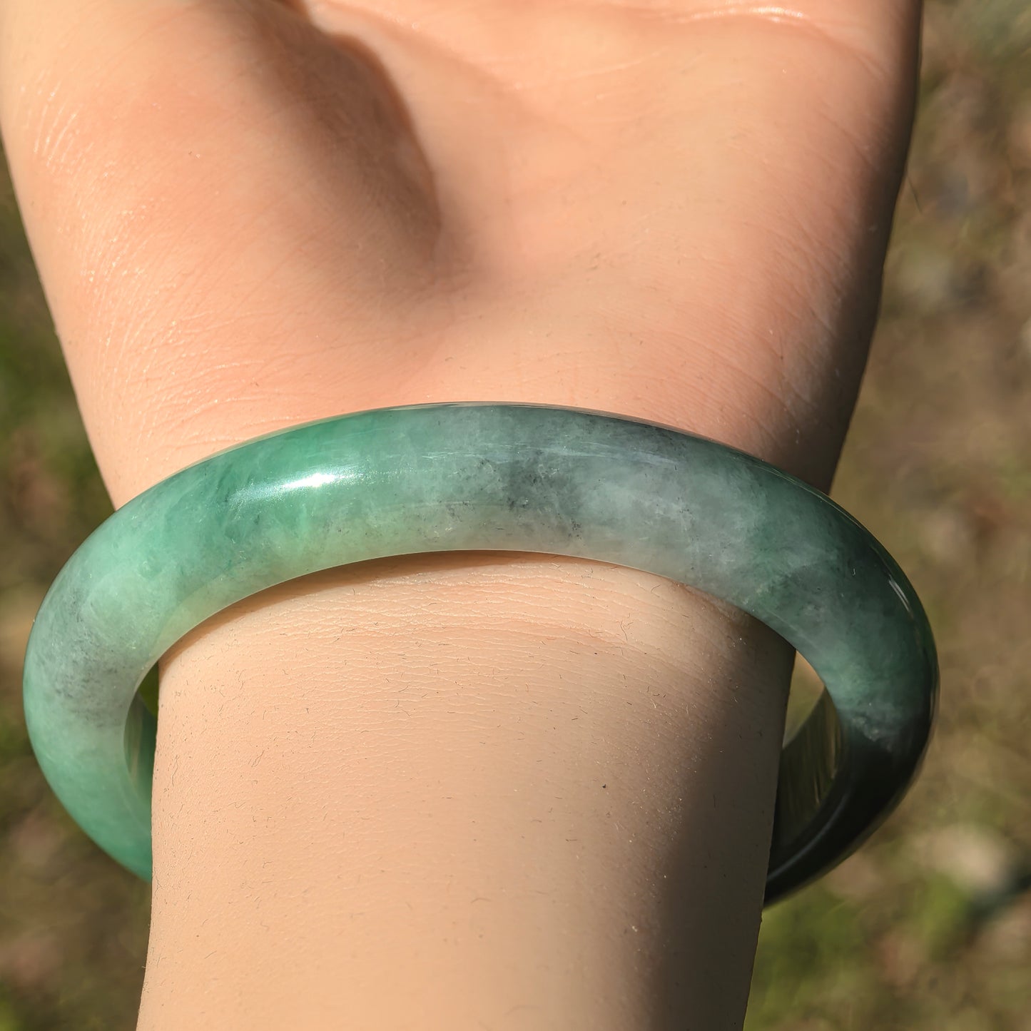 Natural Grade-A Jadeite Glutinous Green Black D-Shape Bangle · Burmese Jade 58mm