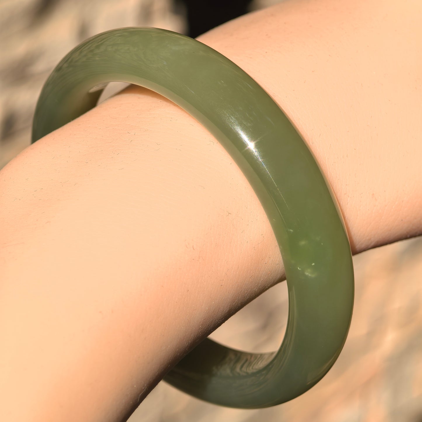 Natural Nephrite Olive Green D-Shape Bangle · Hetian Jade 54mm