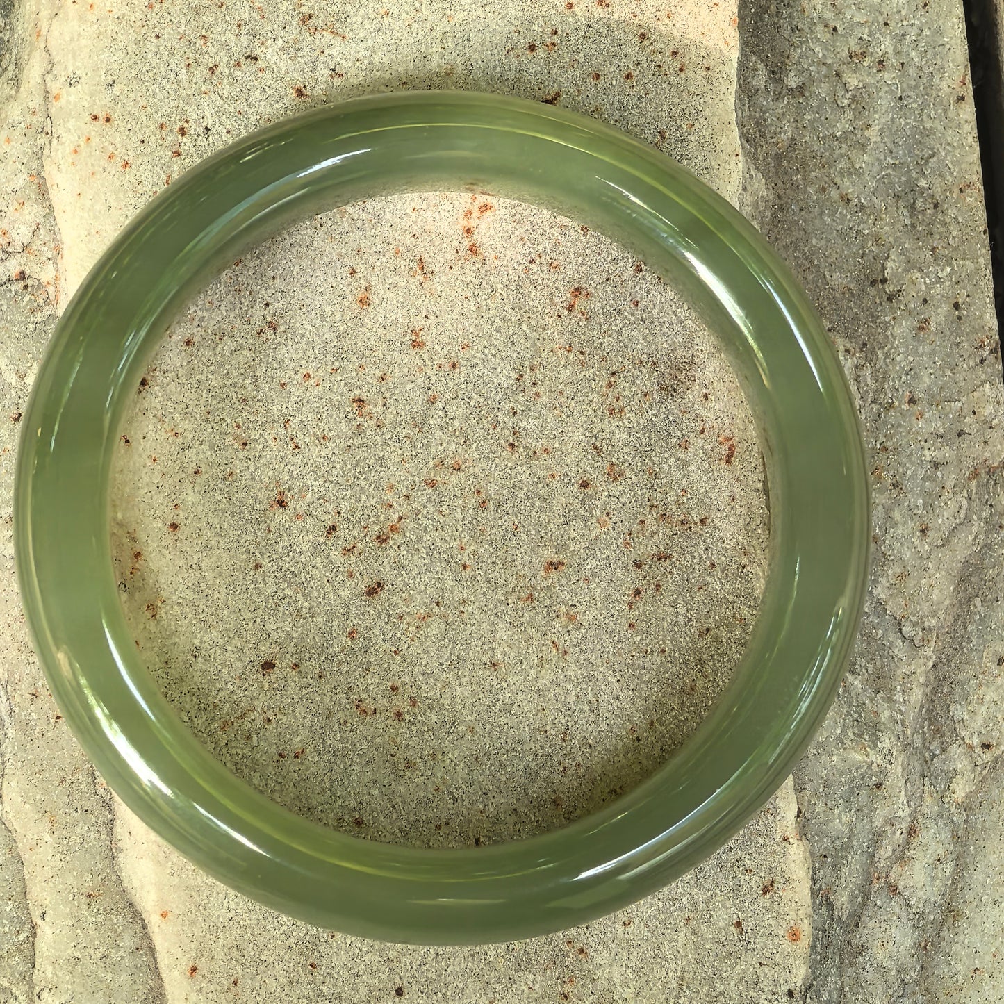 Natural Nephrite Olive Green D-Shape Bangle · Hetian Jade 54mm