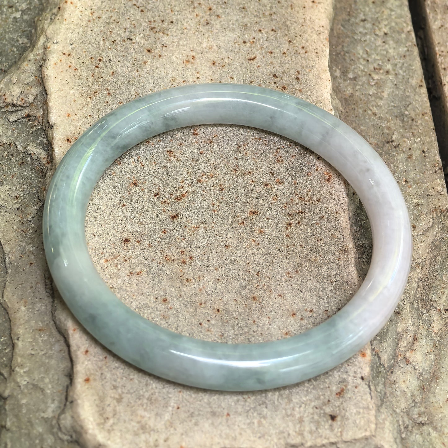 Natural Grade-A Jadeite Glutinous Pale Green Slim Round Bangle · Burmese Jade 53mm