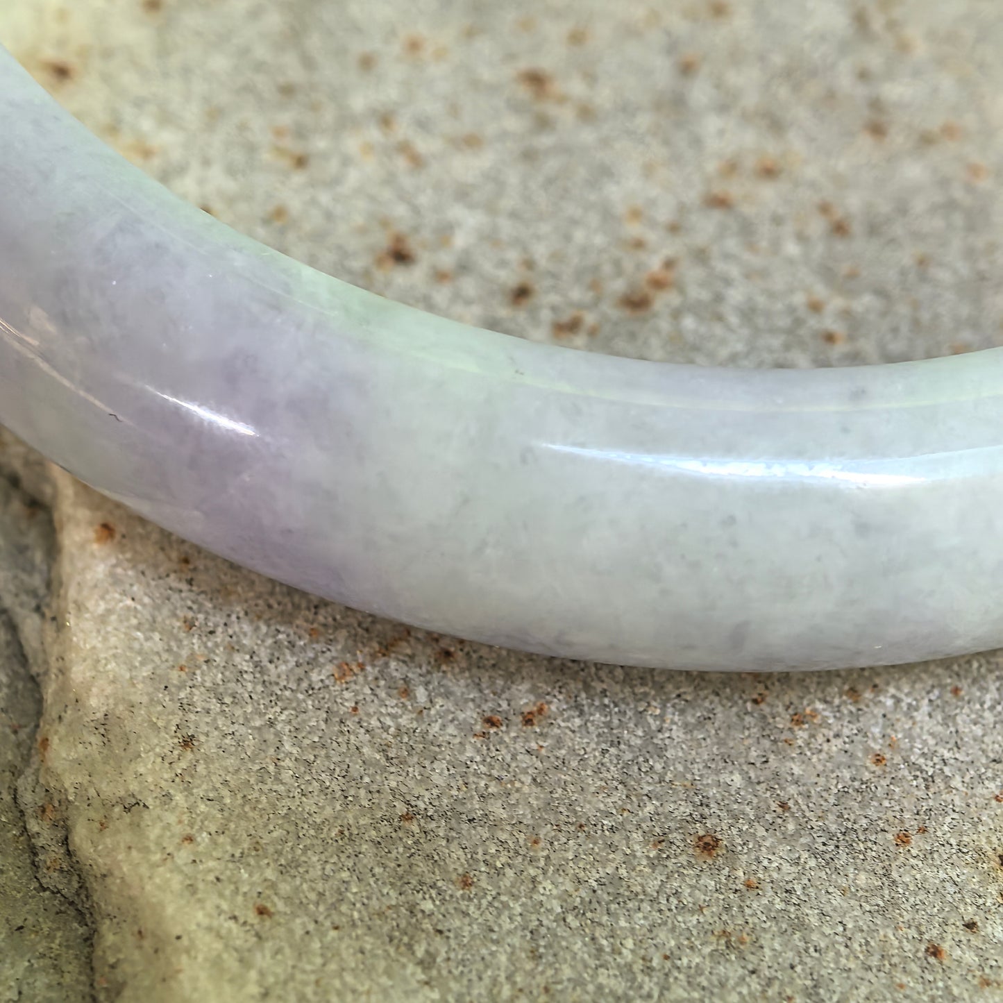 Natural Grade-A Jadeite D-Shape Bangle – Soft Lavender Bean-Glutinous Burmese Jade 59mm