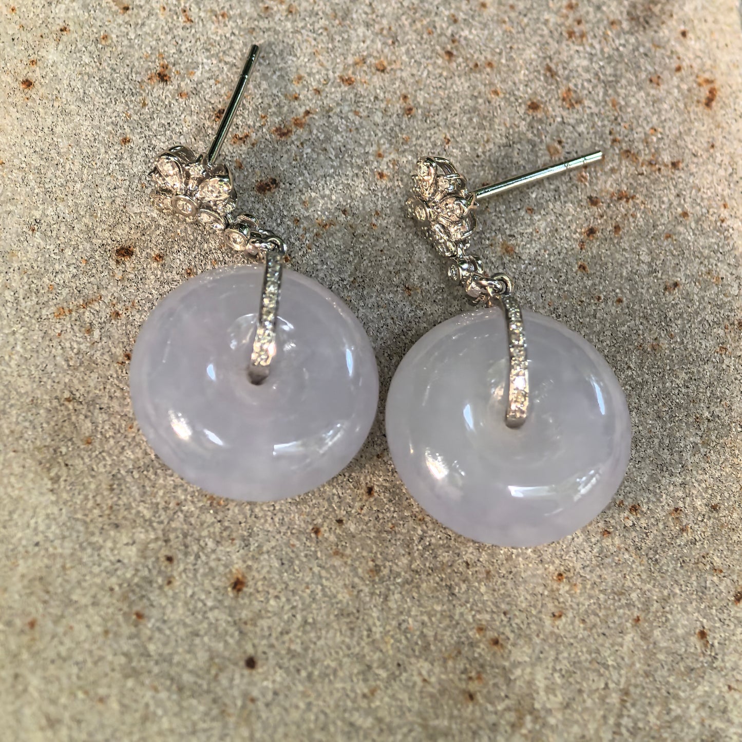 Natural Grade-A Jadeite Glutinous Icy Lavender Peace Pendant Earrings in 18K Gold · Burmese Jade