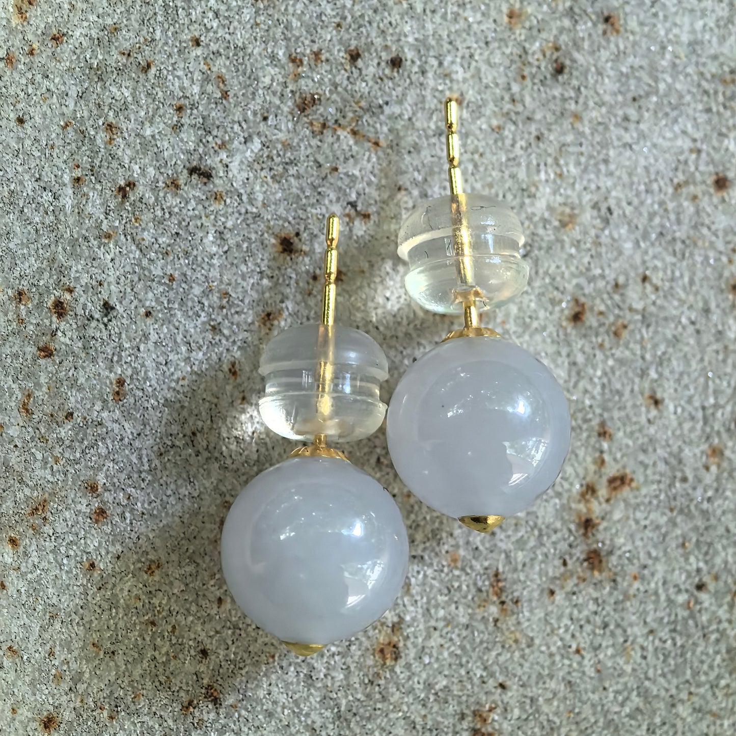 Natural Grade-A Jadeite Glutinous Icy Lavender Bead Stud Earrings in 18K Gold · Burmese Jade