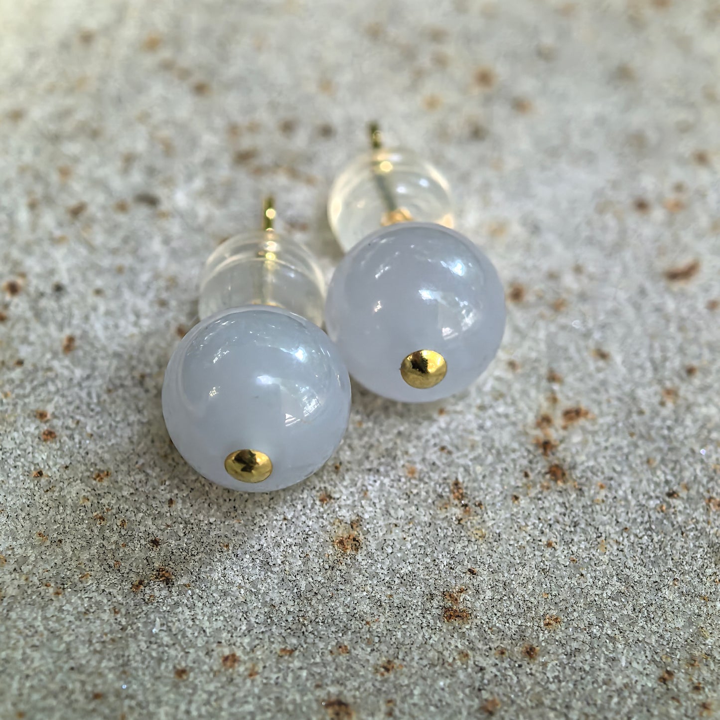 Natural Grade-A Jadeite Glutinous Icy Lavender Bead Stud Earrings in 18K Gold · Burmese Jade