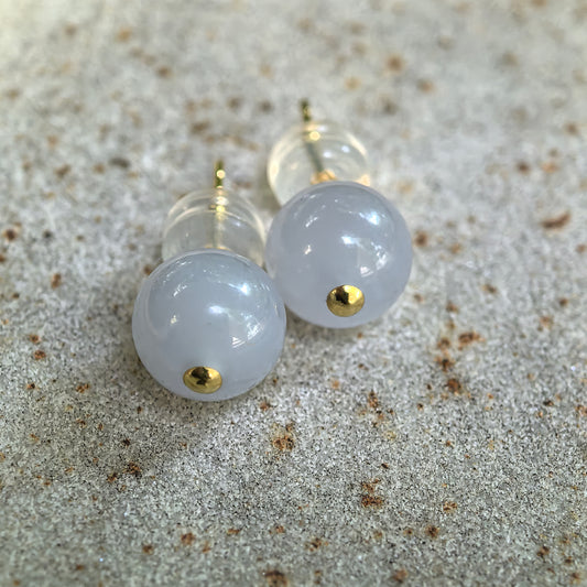 Natural Grade-A Jadeite Glutinous Icy Lavender Bead Stud Earrings in 18K Gold · Burmese Jade