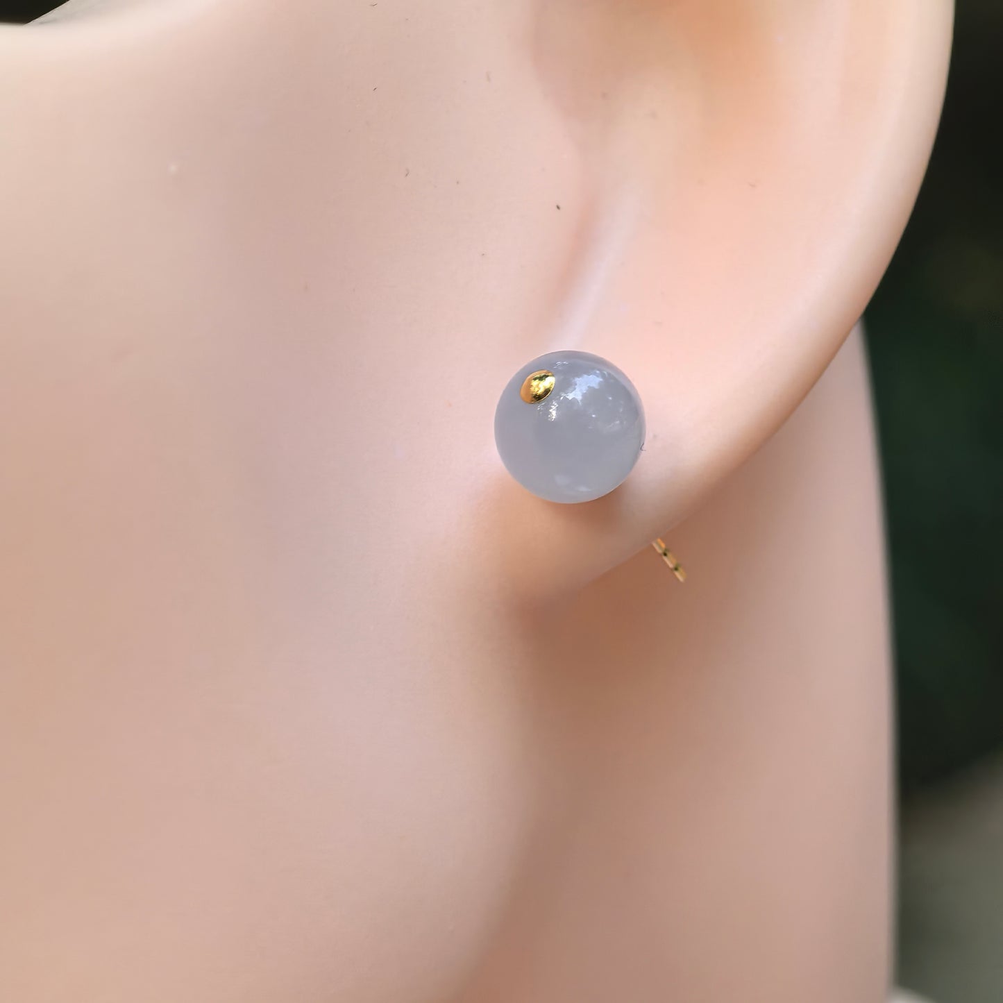 Natural Grade-A Jadeite Glutinous Icy Lavender Bead Stud Earrings in 18K Gold · Burmese Jade