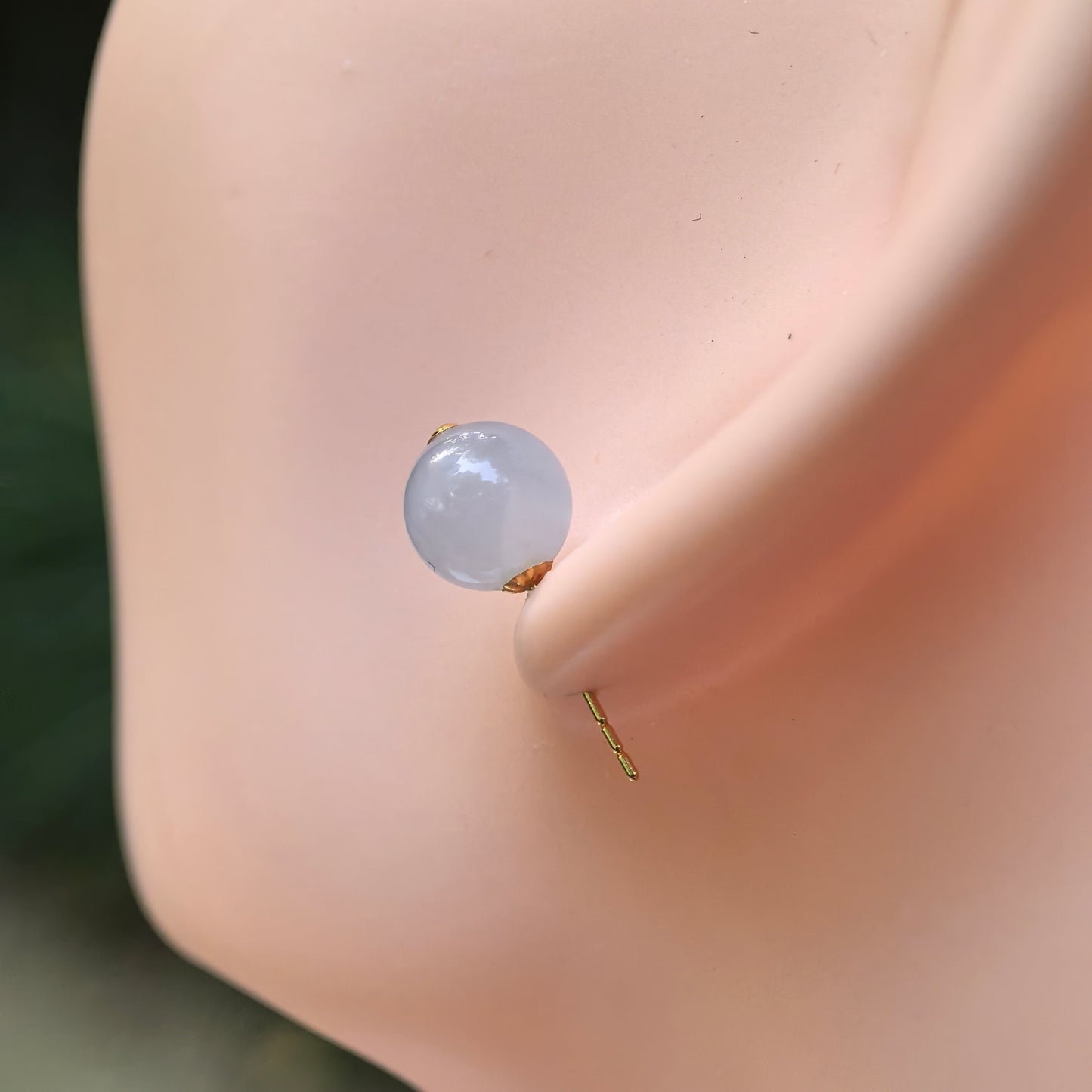 Natural Grade-A Jadeite Glutinous Icy Lavender Bead Stud Earrings in 18K Gold · Burmese Jade