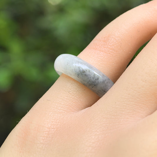 Natural Grade-A Glutinous Icy Jadeite Black&Green Ring Band · Burmese Jade US5.5
