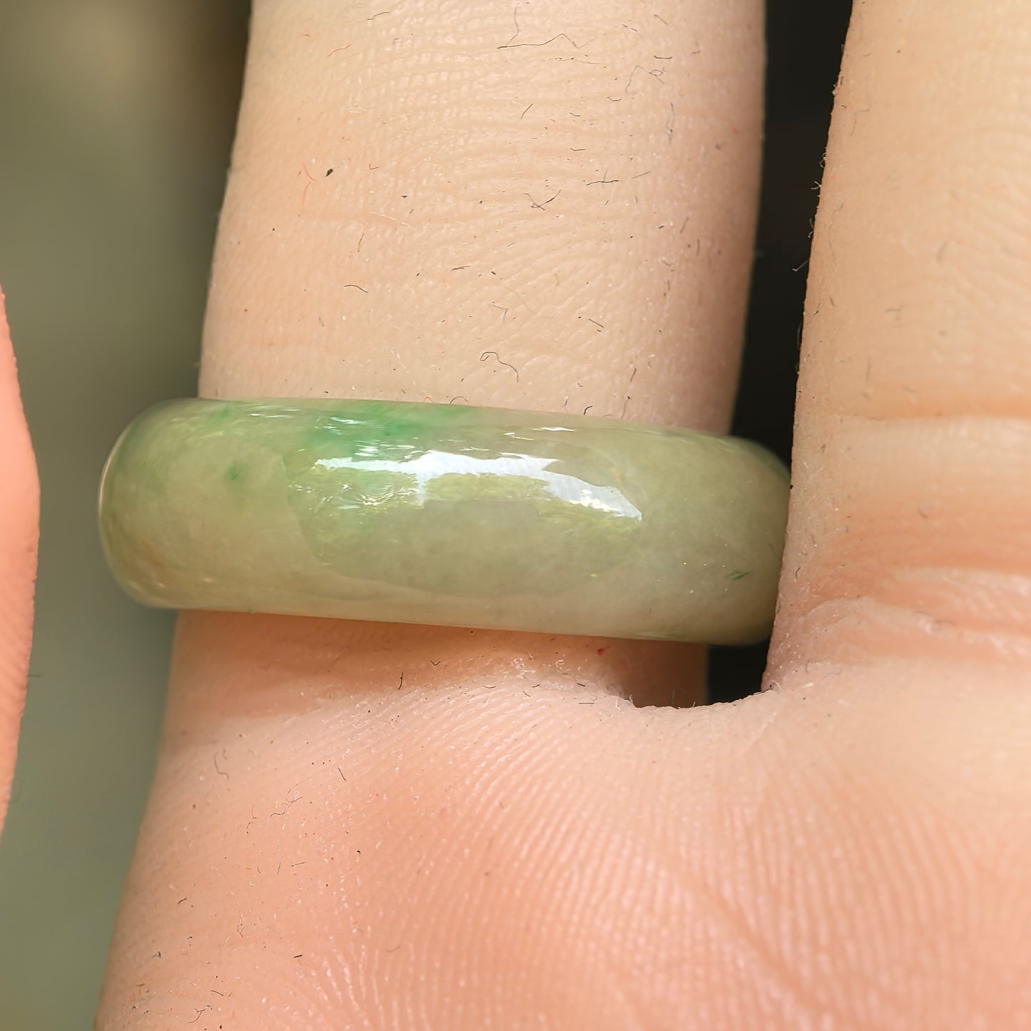 Natural Grade-A Glutinous Yellow-Green Jadeite Ring Band · Burmese Jade US7