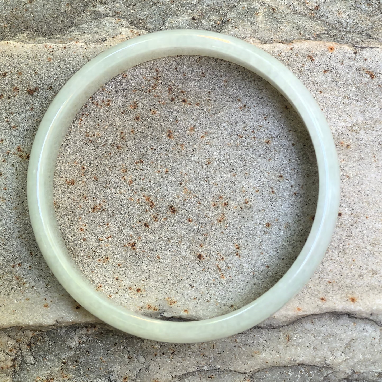 Natural Grade-A Jadeite Glutinous Pale Green Thin Square Bangle · Burmese Jade 52mm