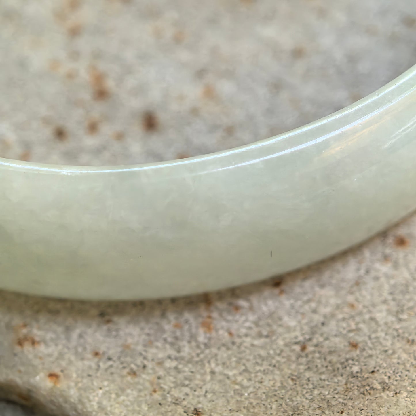Natural Grade-A Jadeite Glutinous Pale Green Thin Square Bangle · Burmese Jade 52mm