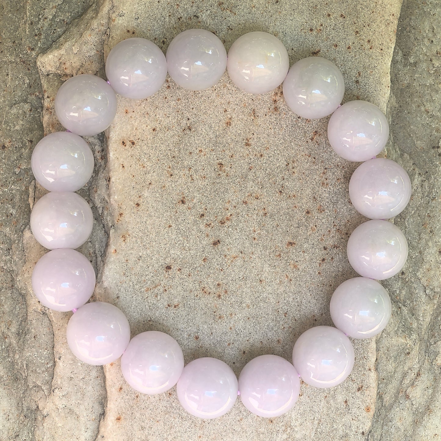 Natural Grade-A Jadeite Glutinous Pale Lavender Bead Bracelet · Burmese Jade 12mm
