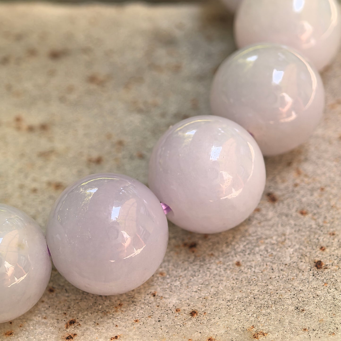 Natural Grade-A Jadeite Glutinous Pale Lavender Bead Bracelet · Burmese Jade 12mm