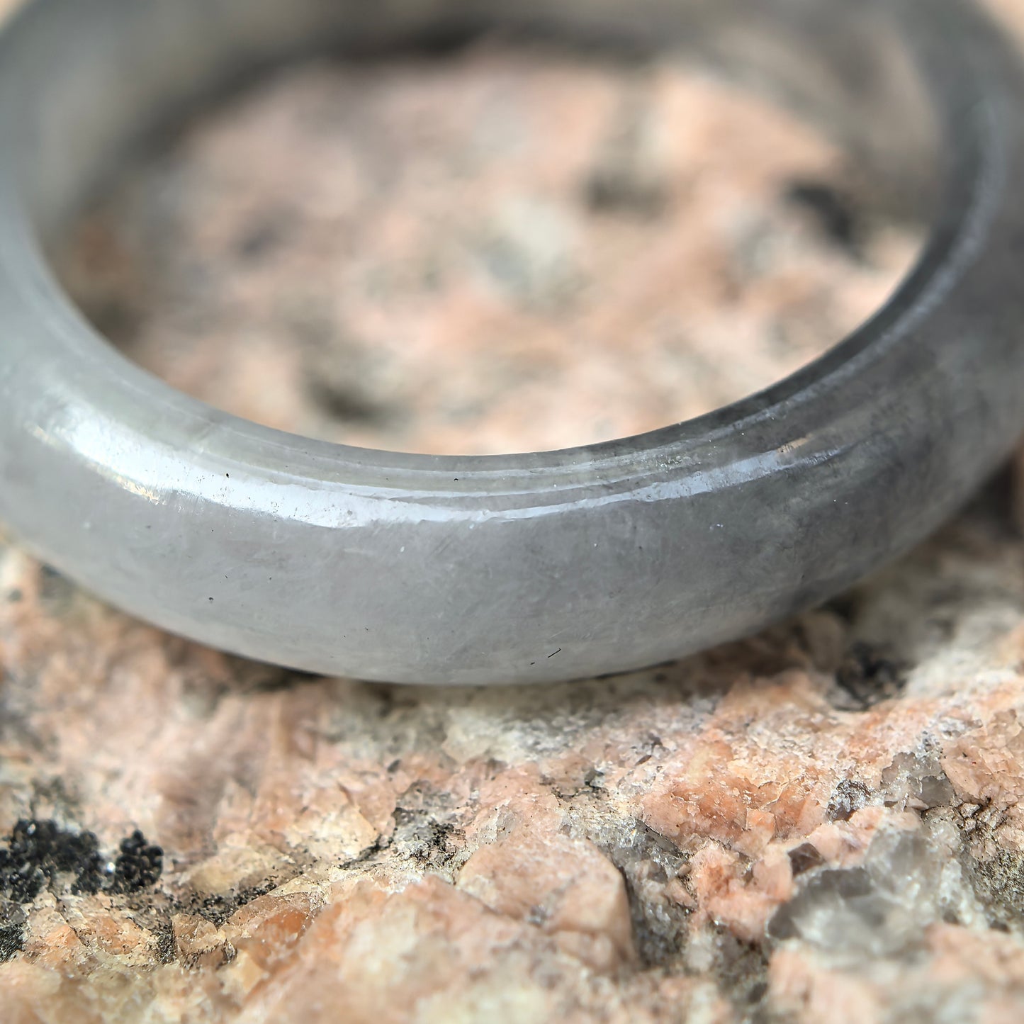 Natural Grade-A Jadeite Glutinous Icy Black Ring Band · Burmese Jade US5