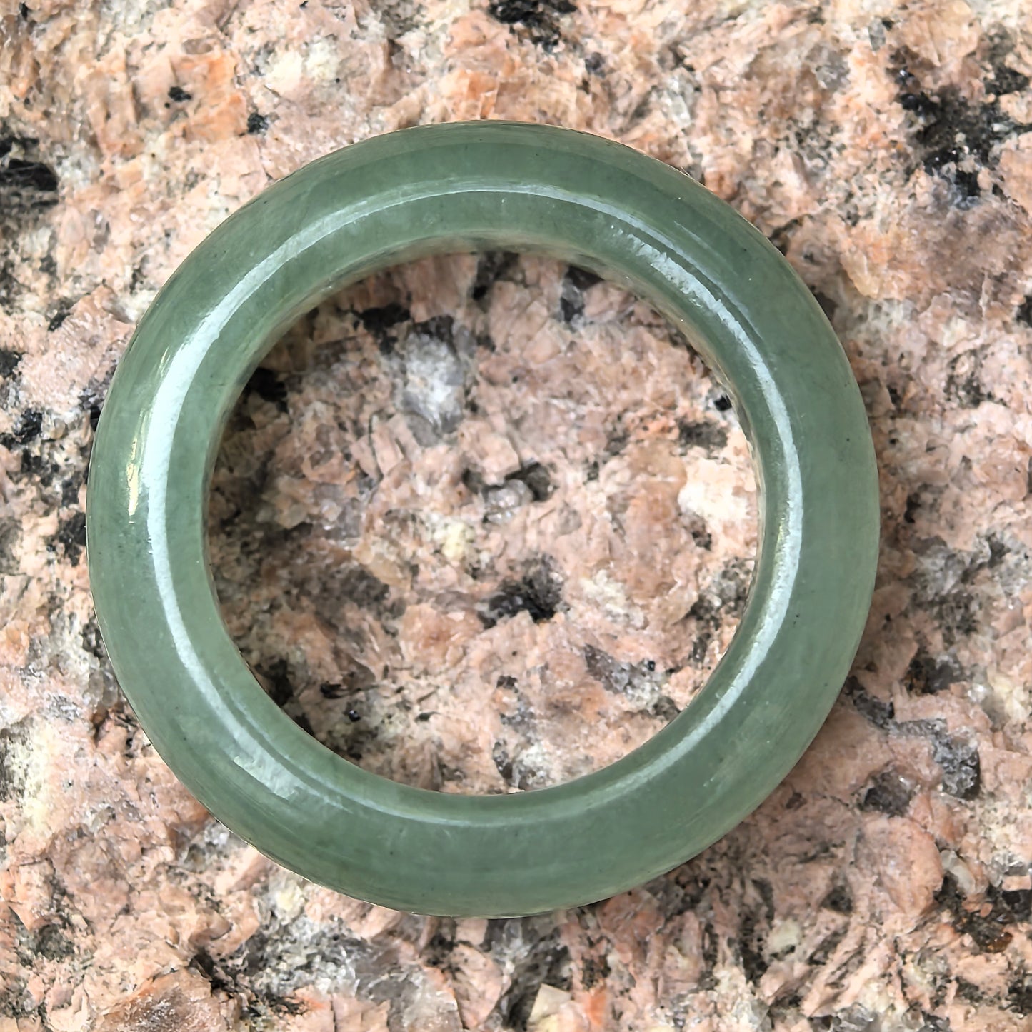 Natural Grade-A Jadeite Glutinous Icy Light Green Ring Band · Burmese Jade US5.5