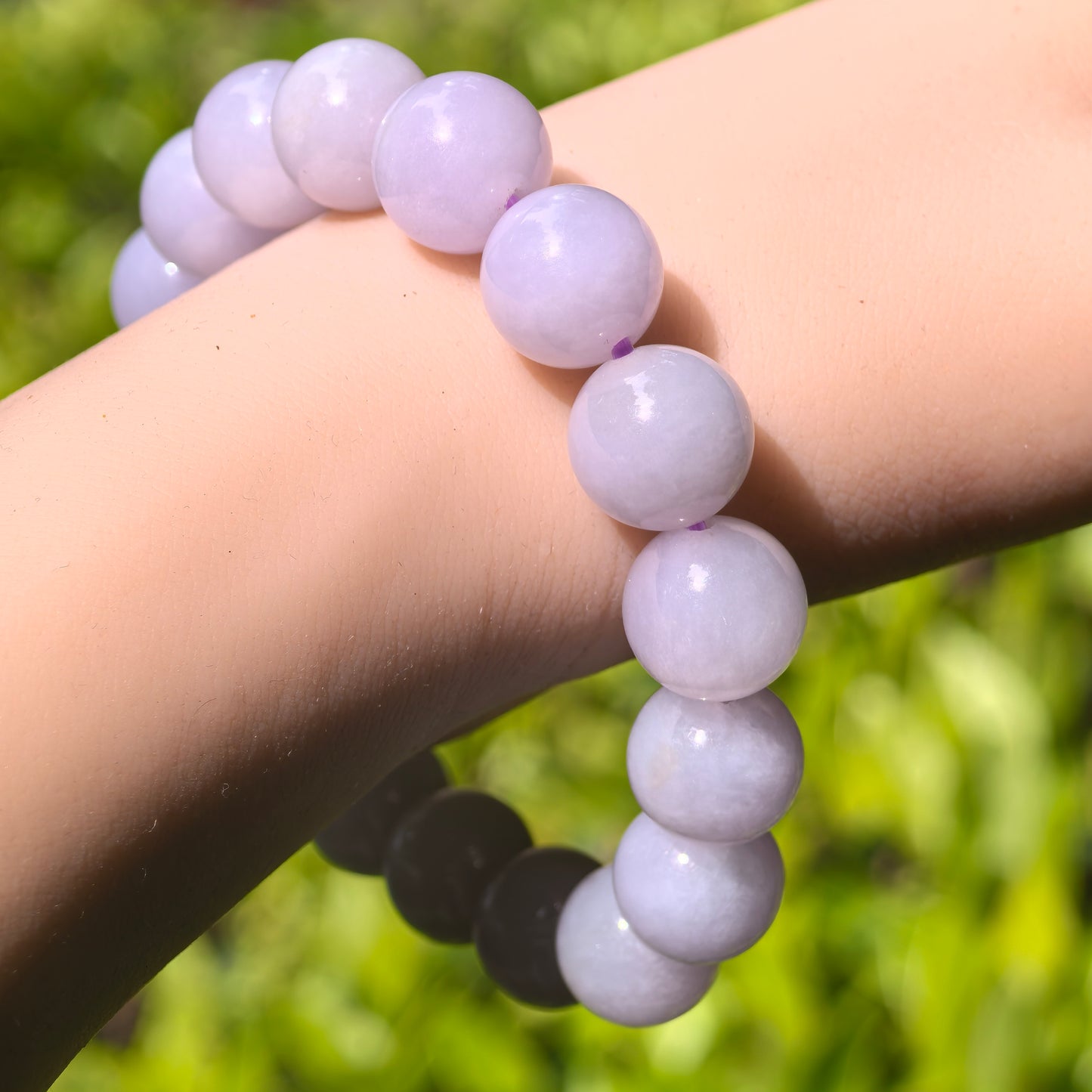 Natural Grade-A Jadeite Glutinous Pale Lavender Bead Bracelet · Burmese Jade 12mm