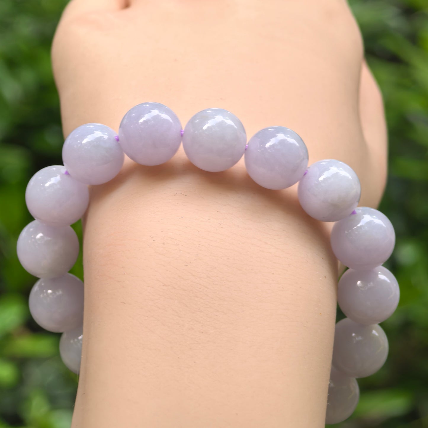 Natural Grade-A Jadeite Glutinous Pale Lavender Bead Bracelet · Burmese Jade 12mm