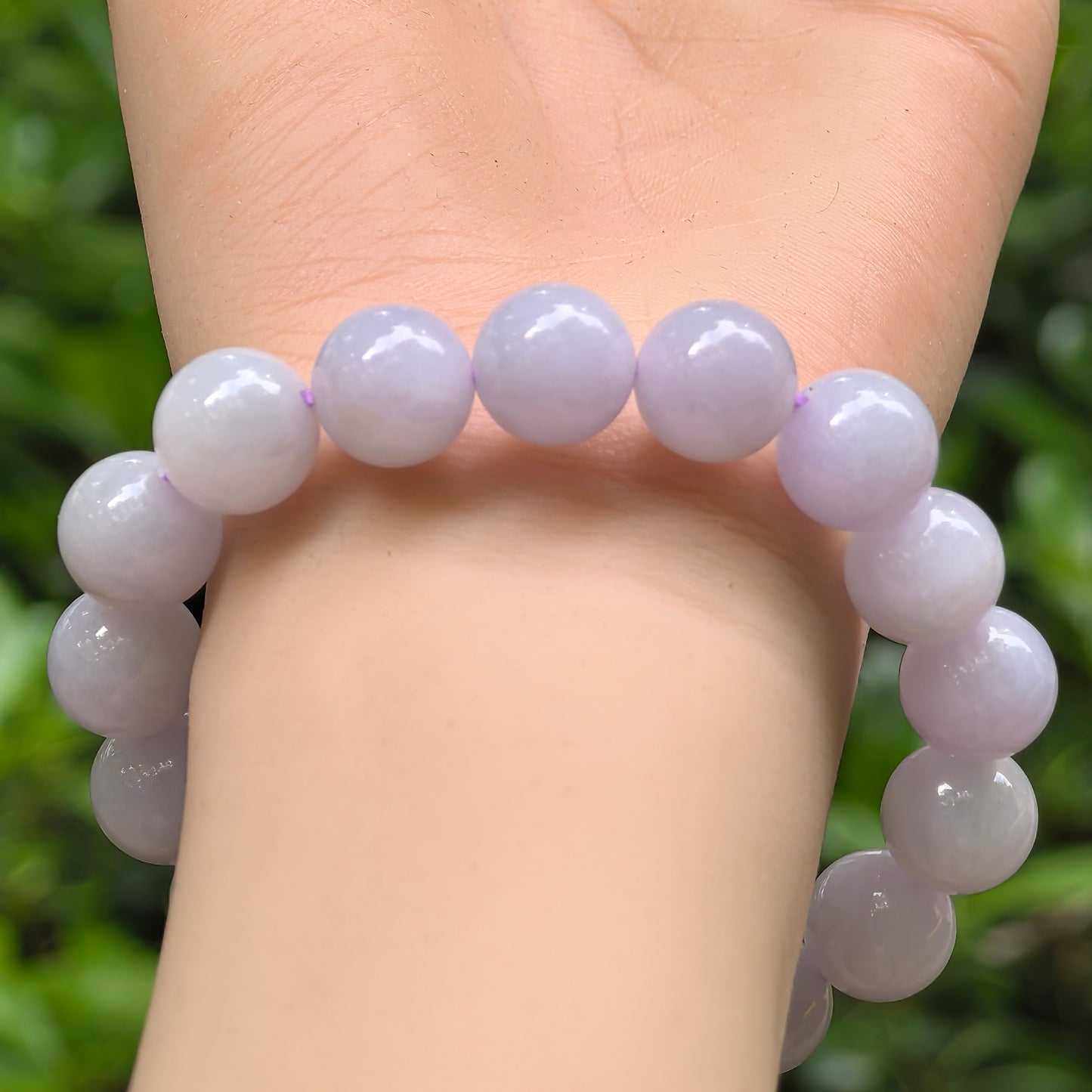 Natural Grade-A Jadeite Glutinous Pale Lavender Bead Bracelet · Burmese Jade 12mm