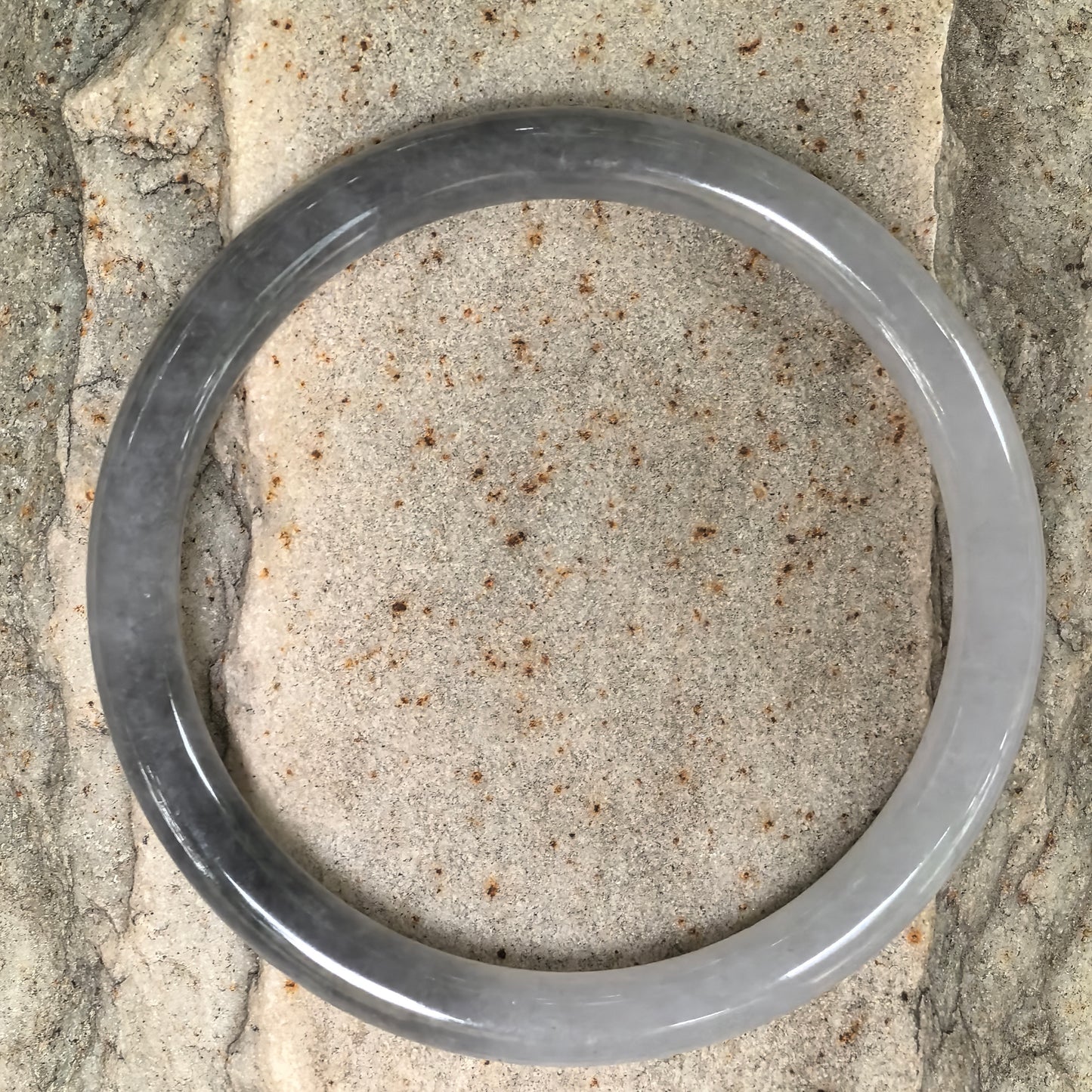 Natural Grade-A Jadeite Glutinous Icy Grey Black Slim Round Bangle · Burmese Jade 61mm