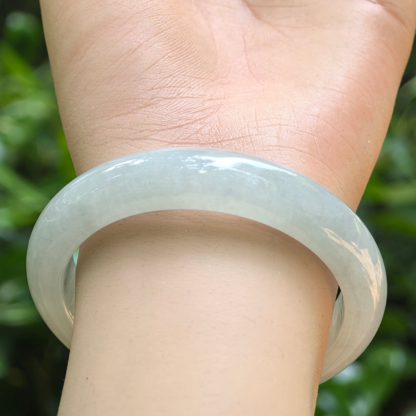Natural Grade-A Jadeite Glutinous Icy White Classic D-shape Bangle · Burmese Jade 53mm
