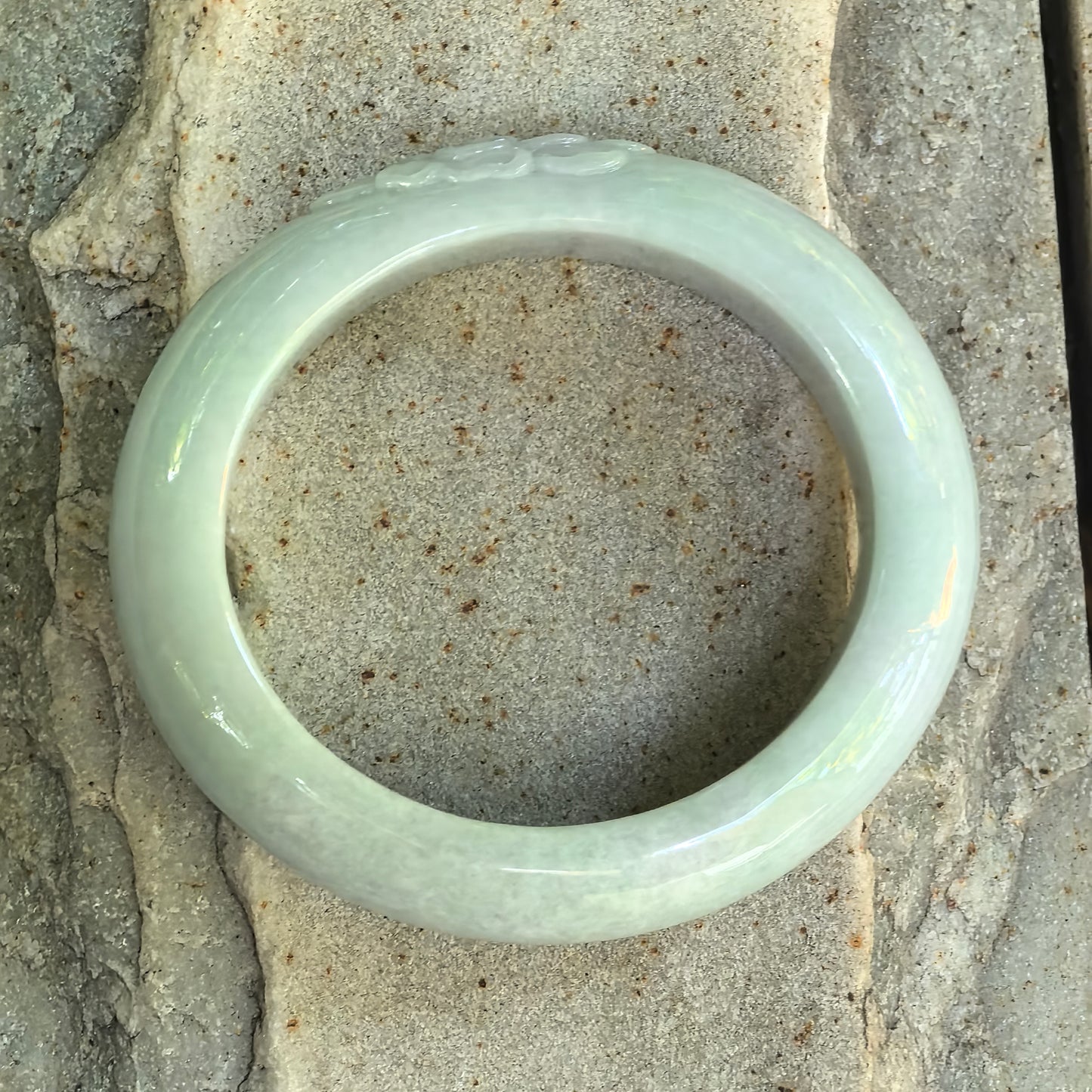 Natural Grade-A Glutinous Jadeite Carved Lotus Oval Bangle · Burmese Jade 53mm