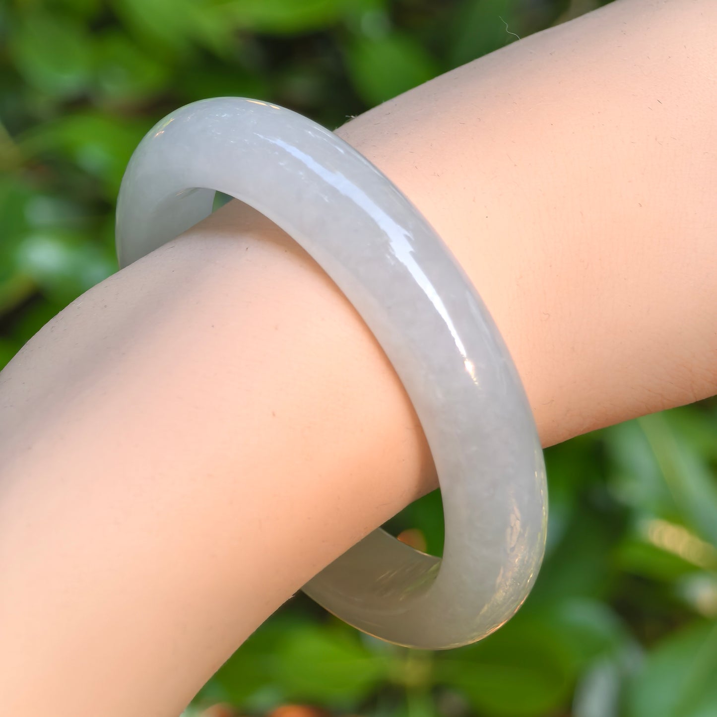 Natural Grade-A Jadeite Glutinous Icy White Classic D-shape Bangle · Burmese Jade 53mm