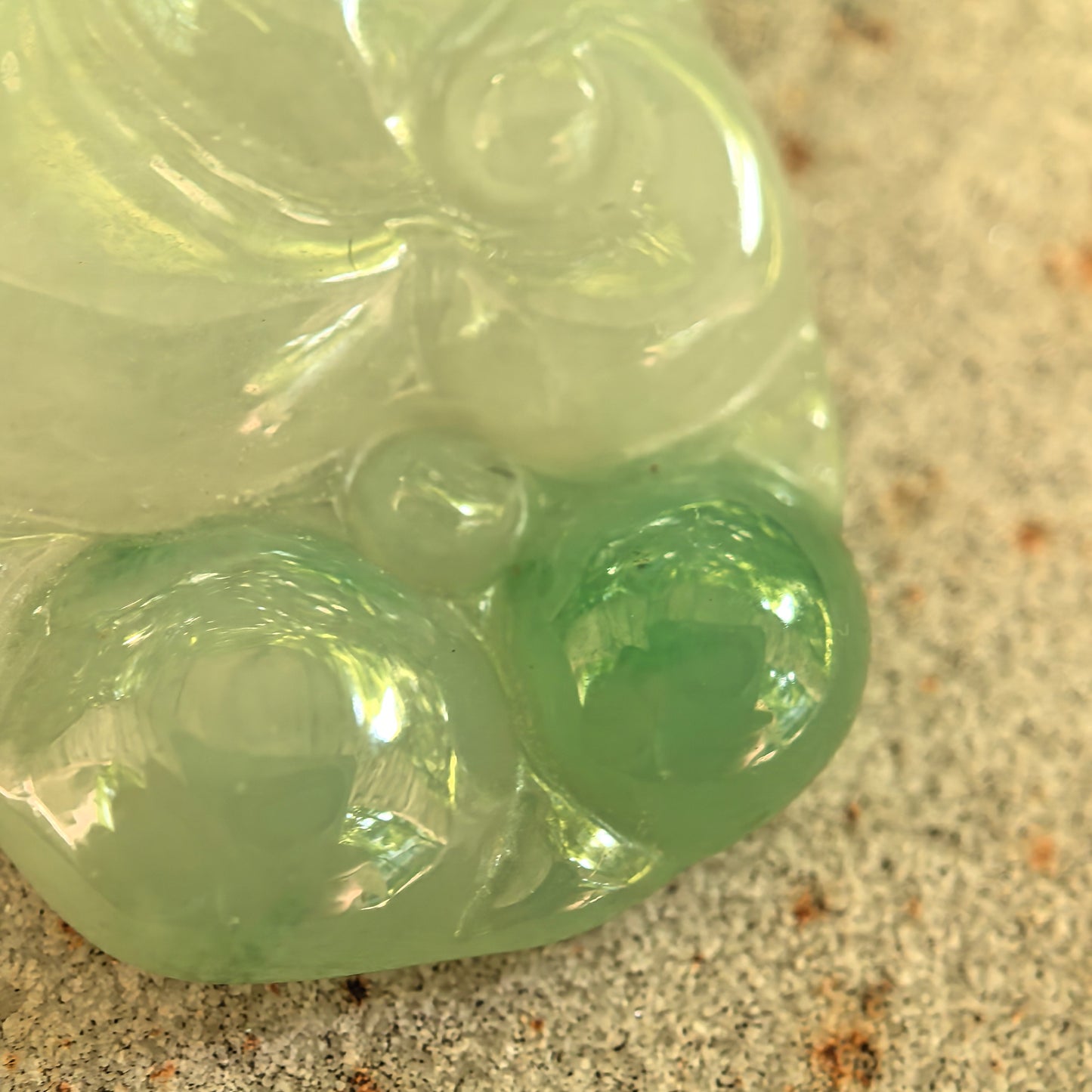 Natural Grade-A Glutinous Light Green Ruyi Jadeite Pendant · Burmese Jade