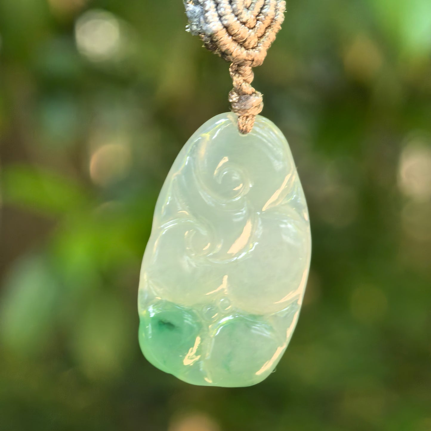 Natural Grade-A Glutinous Light Green Ruyi Jadeite Pendant · Burmese Jade